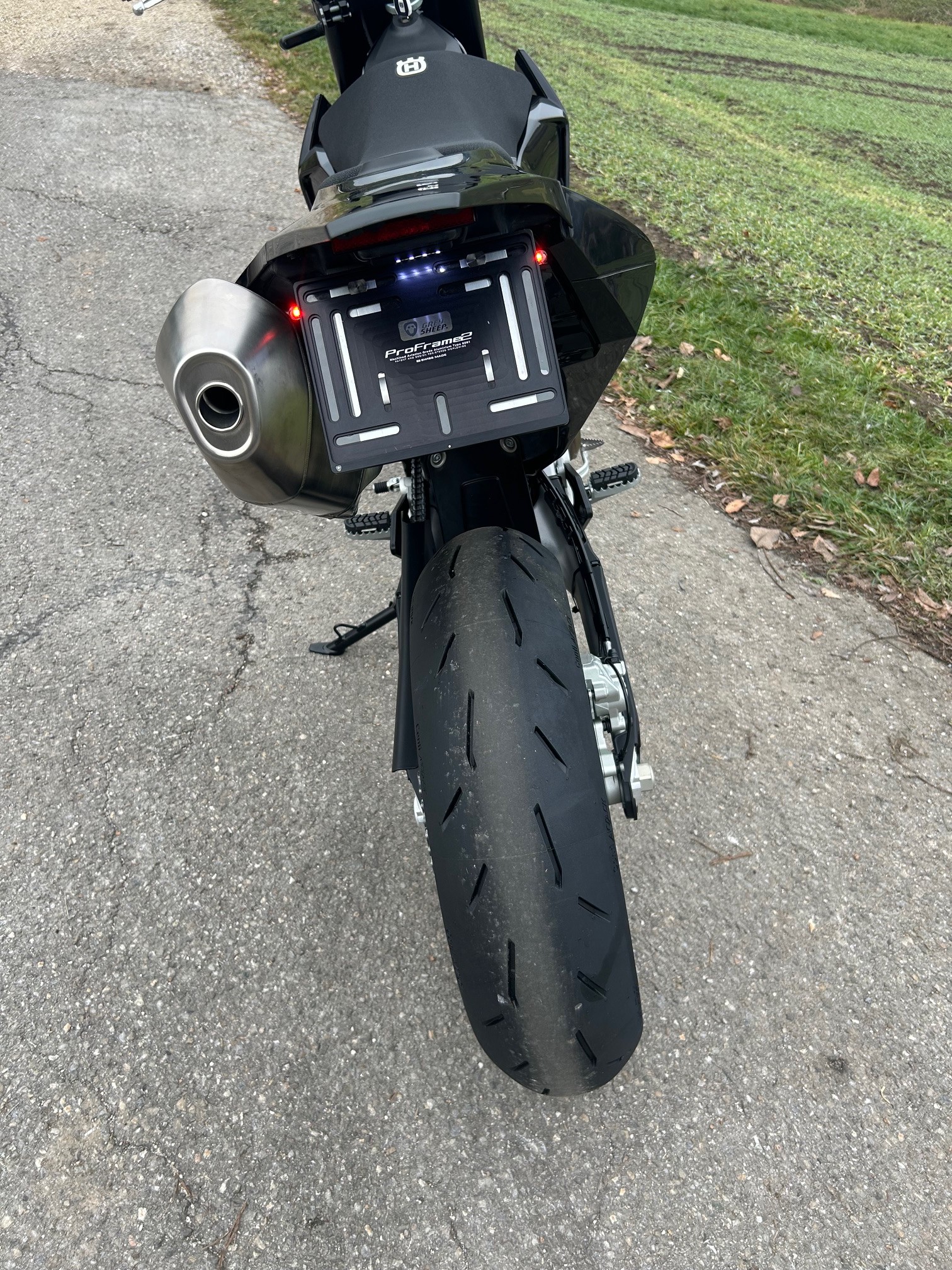 HUSQVARNA 701 Supermoto-image-4
