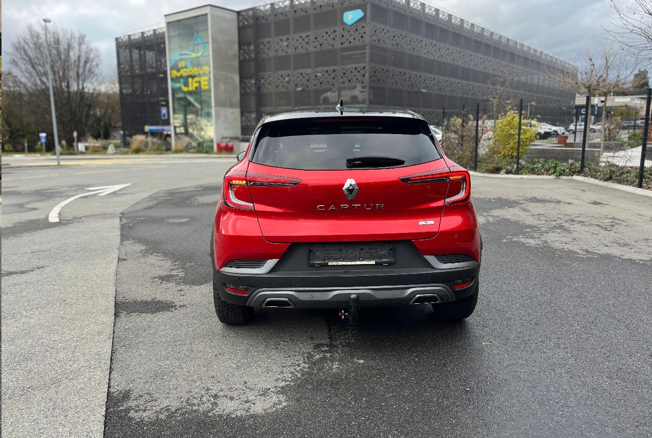 RENAULT Captur 1.3 TCe EDC R.S.Line EDC-image-4
