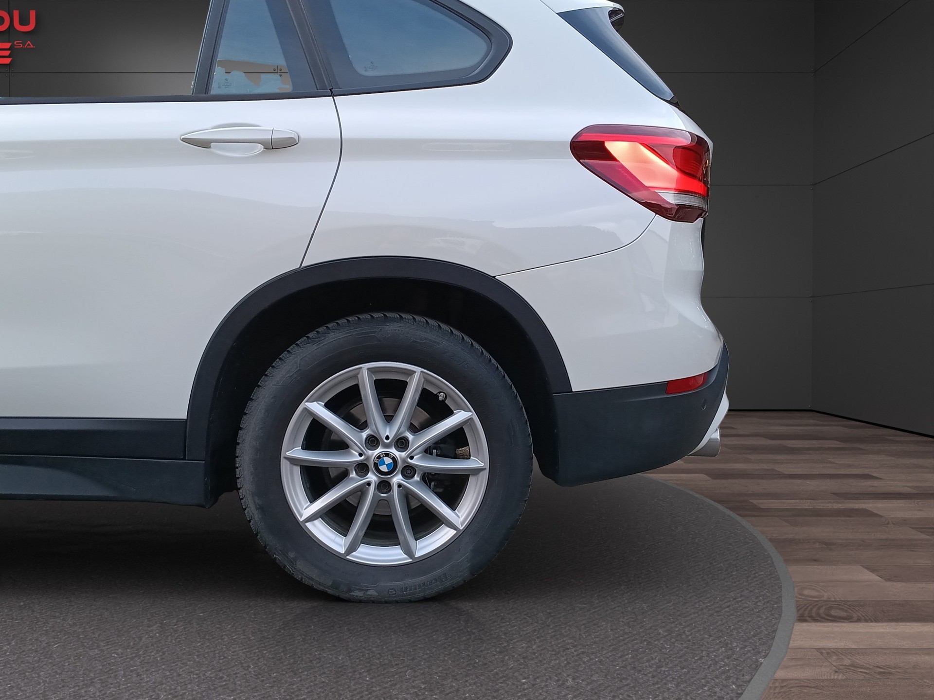 BMW X1 xDrive 18d-image-21