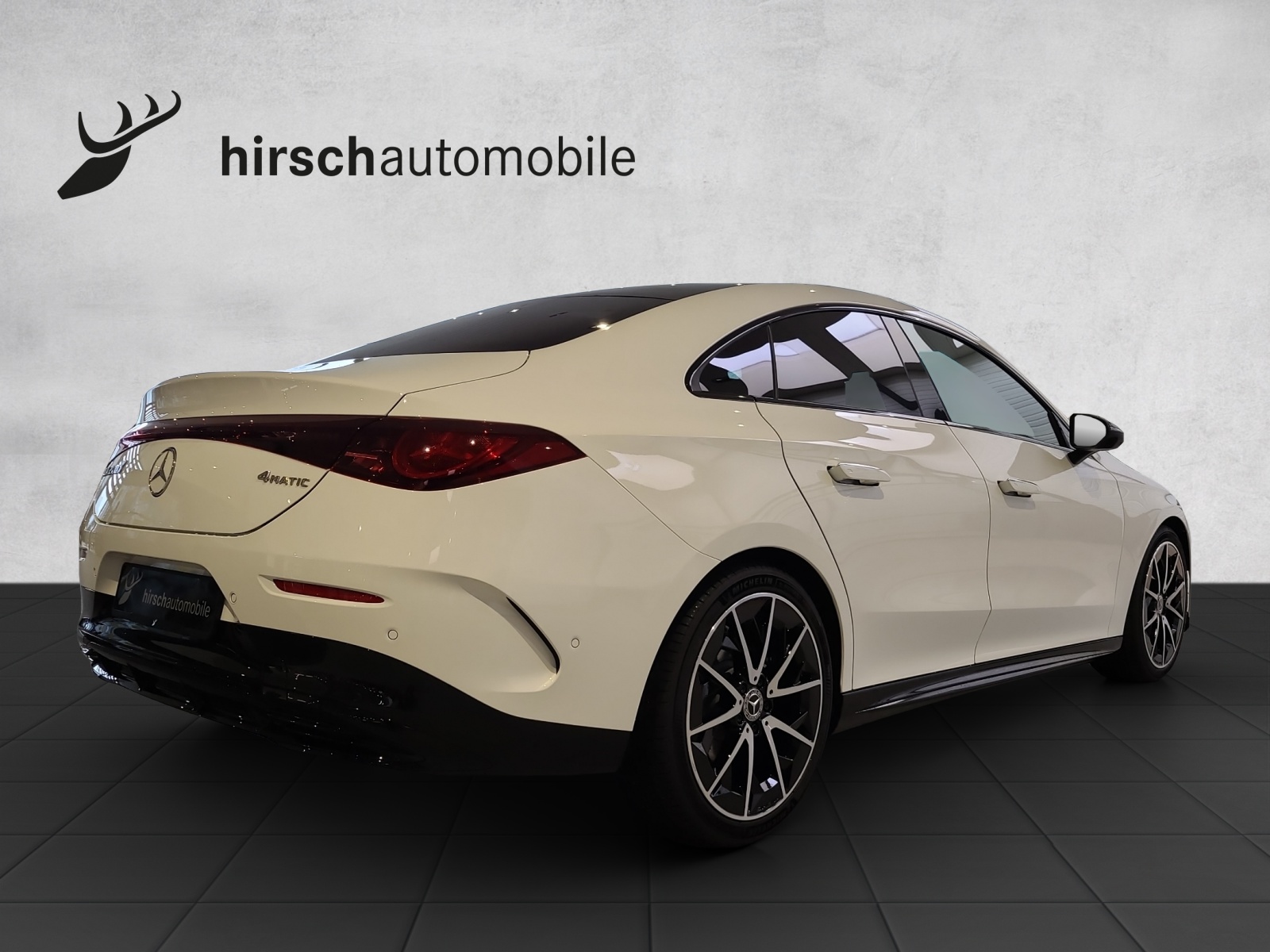 MERCEDES-BENZ CLA 220 8G-DCT 4Matic-showroom-element-3