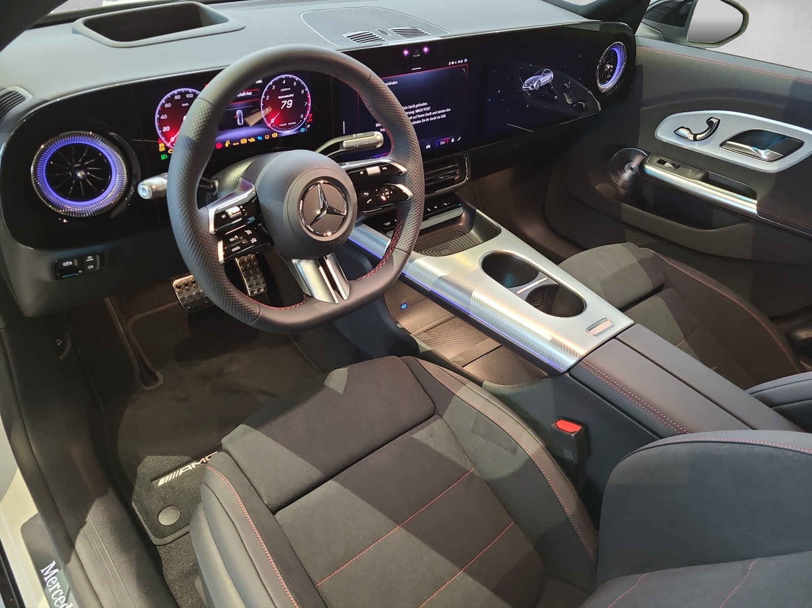 MERCEDES-BENZ CLA 220 8G-DCT 4Matic-image-6