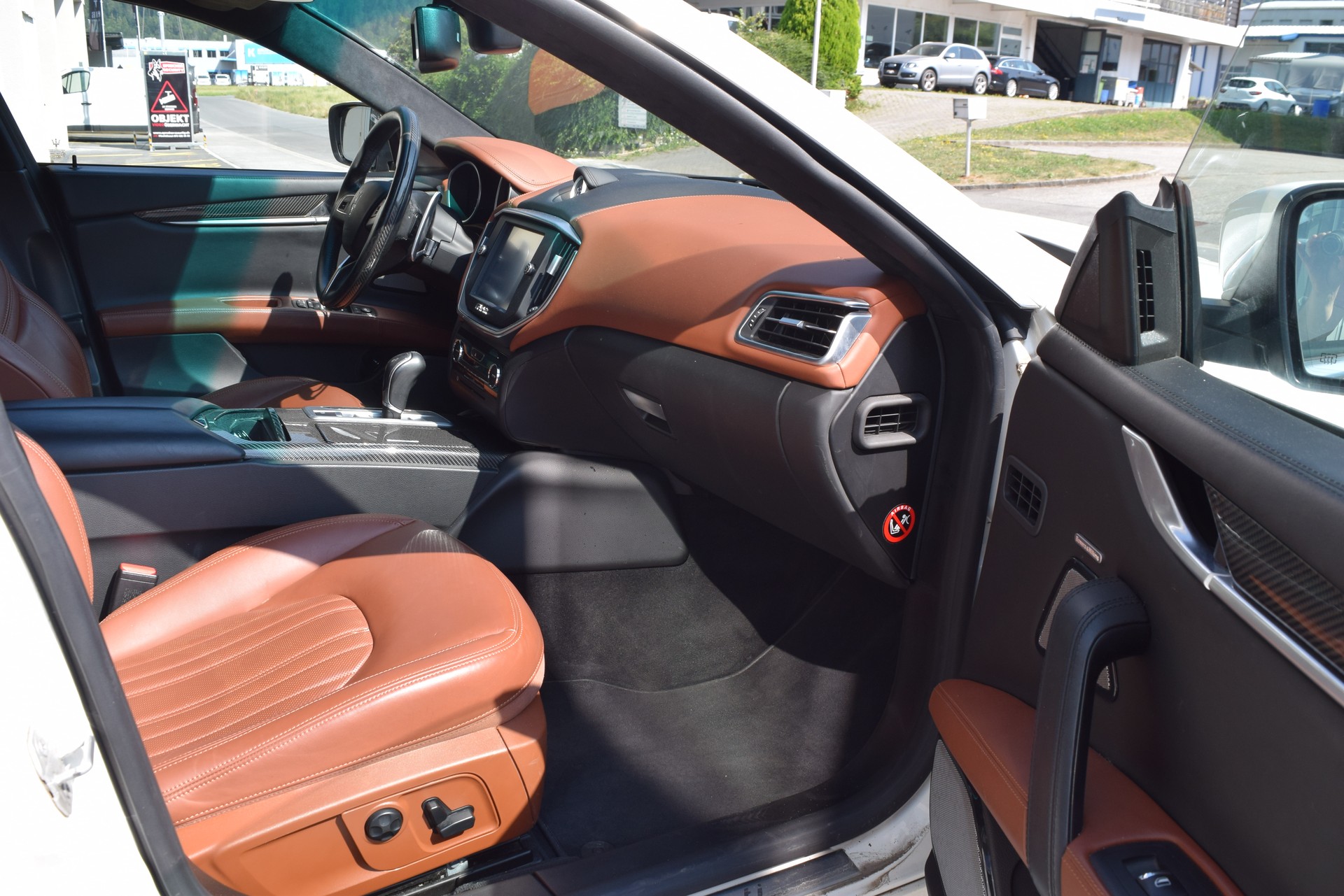 MASERATI Ghibli S Q4 3.0 V6 Automatica-image-9