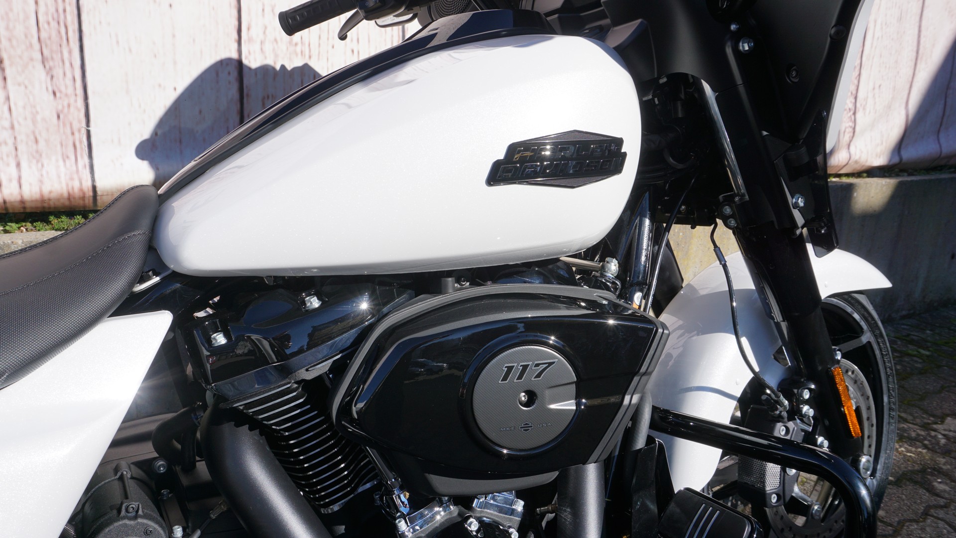 HARLEY-DAVIDSON FLHX Street Glide Black Finish 117-image-6