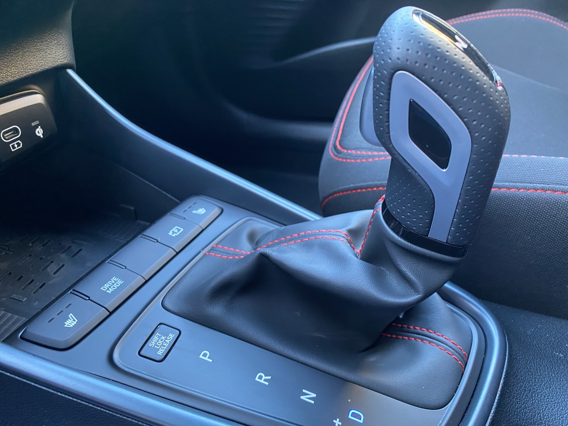 HYUNDAI i20 1.0 T-GDi N-Line DCT-image-16
