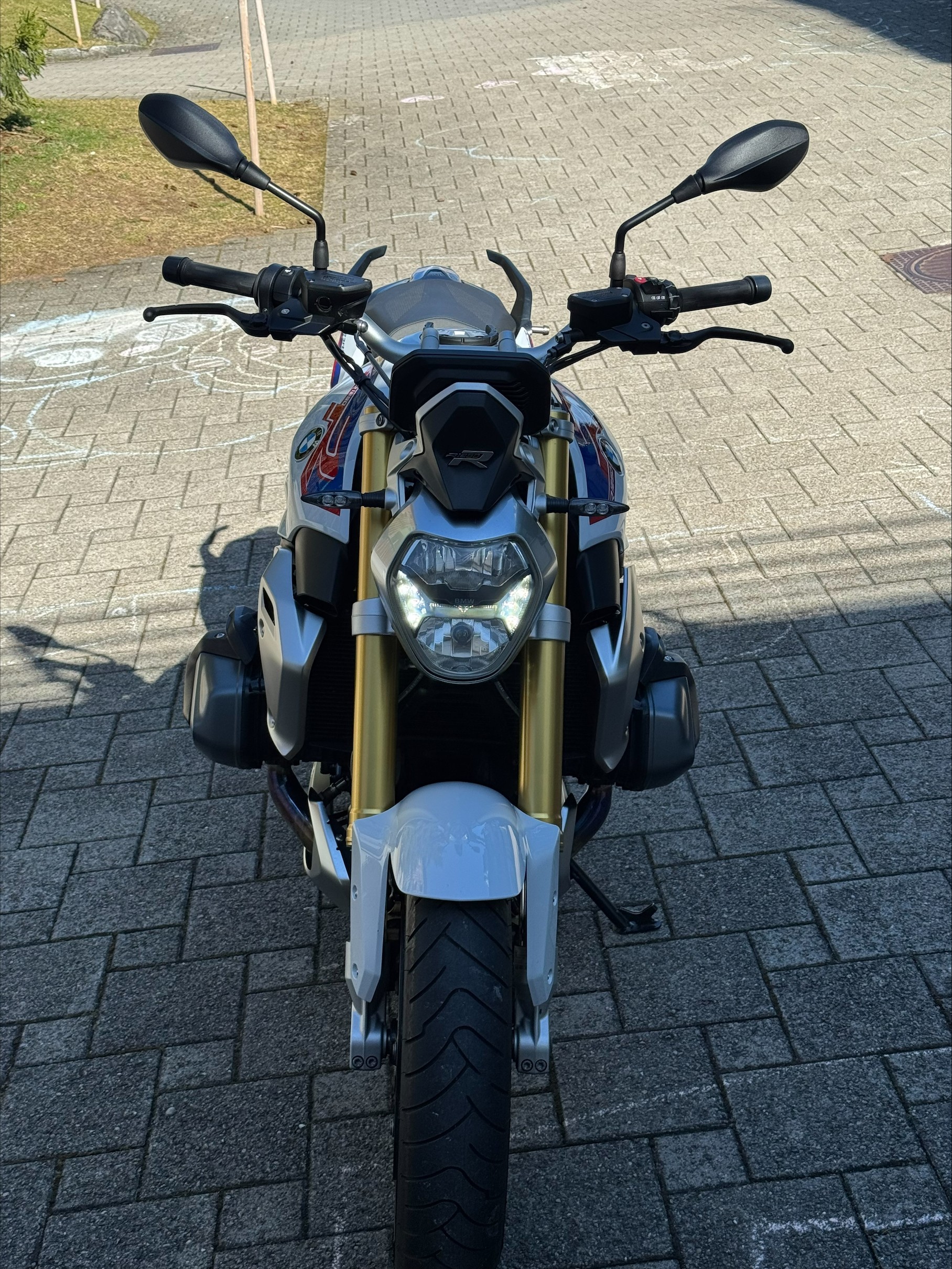 BMW R 1250 R-image-2