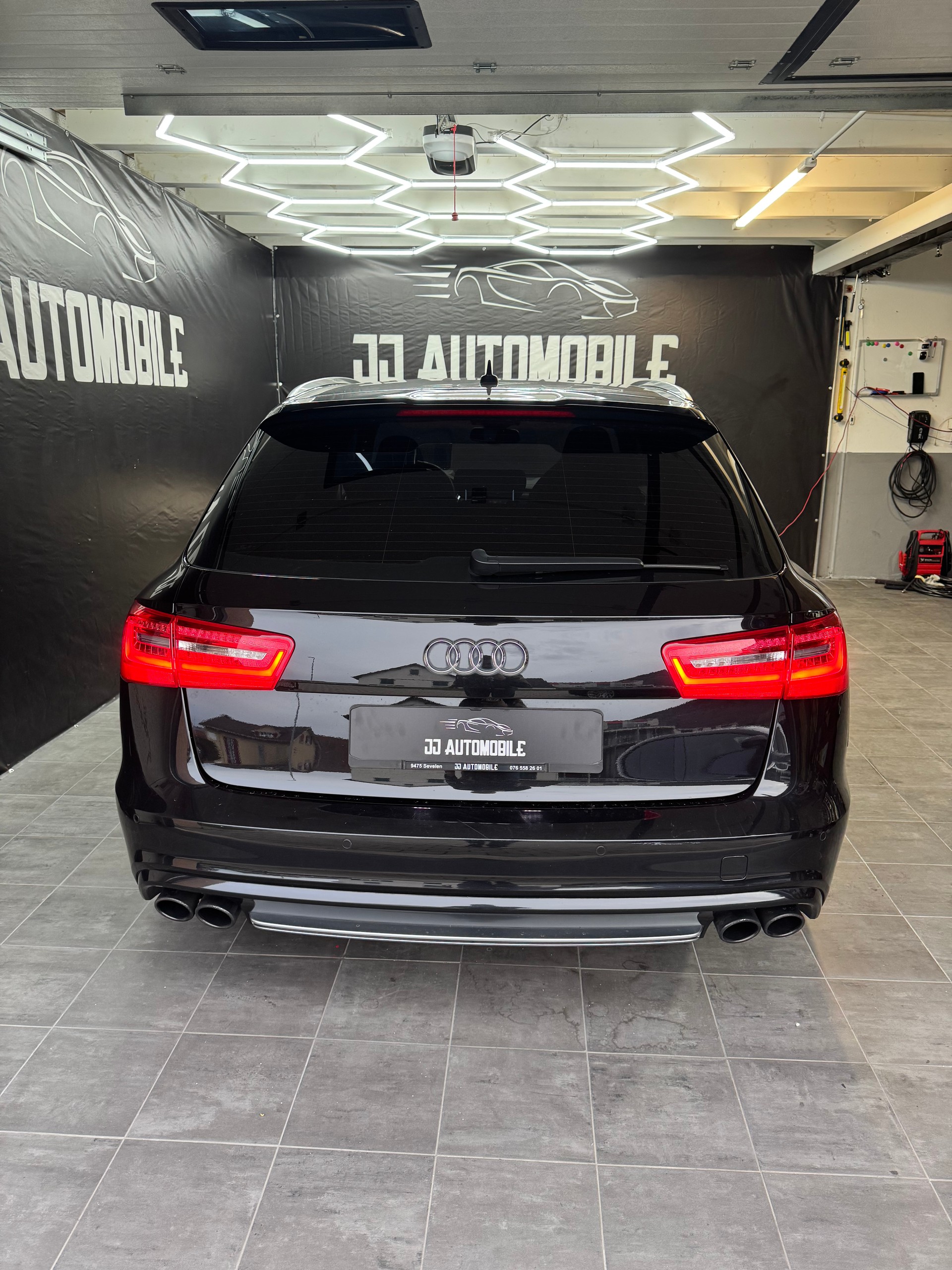 AUDI S6 Avant 4.0 TFSI V8 quattro S-tronic-image-4