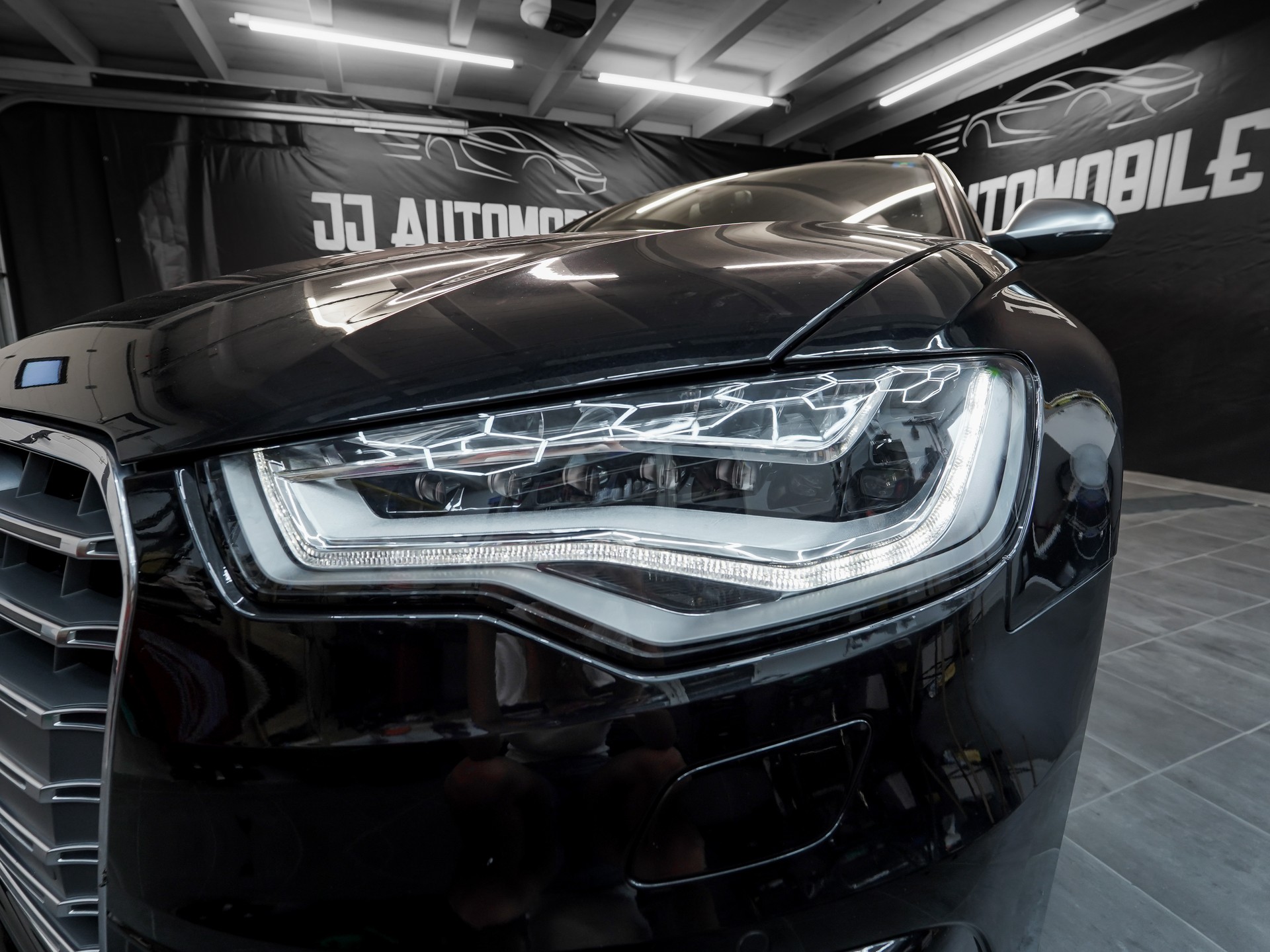 AUDI S6 Avant 4.0 TFSI V8 quattro S-tronic-showroom-element-2