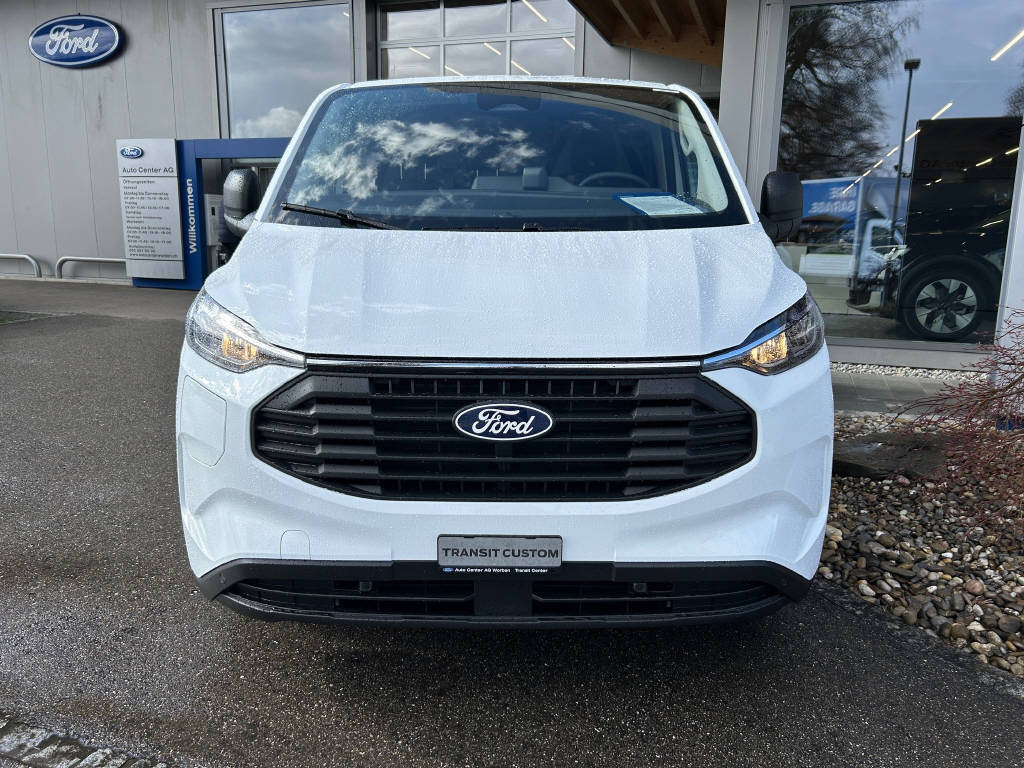 FORD Transit Custom Van 320 L1 2.5 Duratec 233 Trend PHEV-image-11