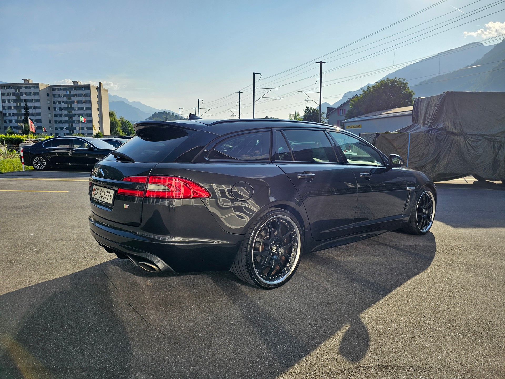 JAGUAR XF Sportbrake 3.0d S V6 Premium Luxury-image-4