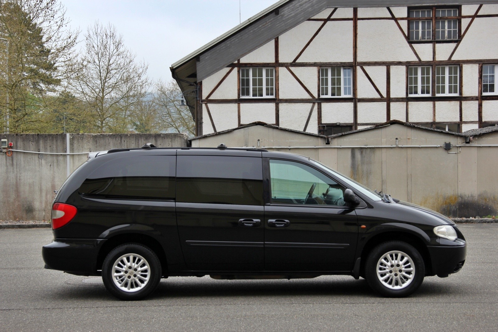 CHRYSLER Grand Voy. 2.8 CRD LX Automatic-image-5