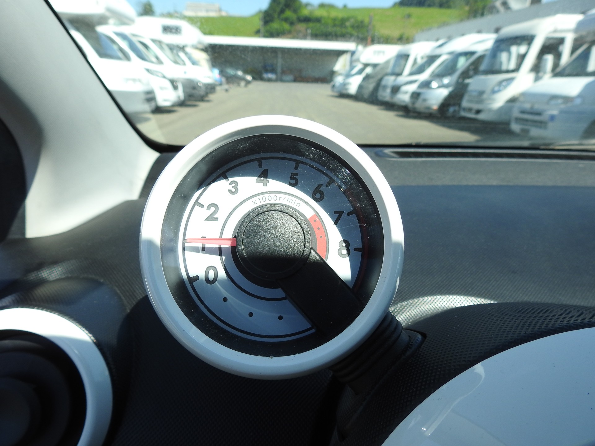 PEUGEOT 107 1.0 Trendy-image-21
