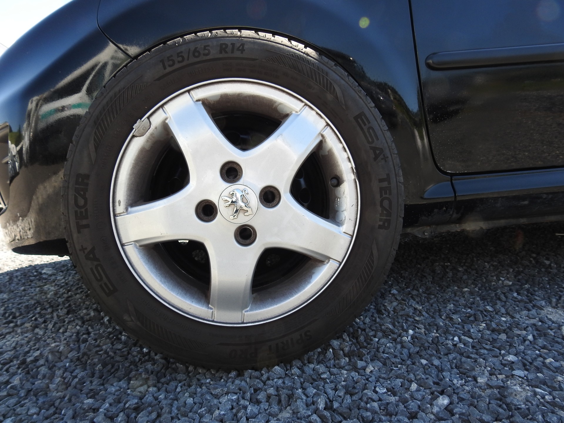 PEUGEOT 107 1.0 Trendy-image-10