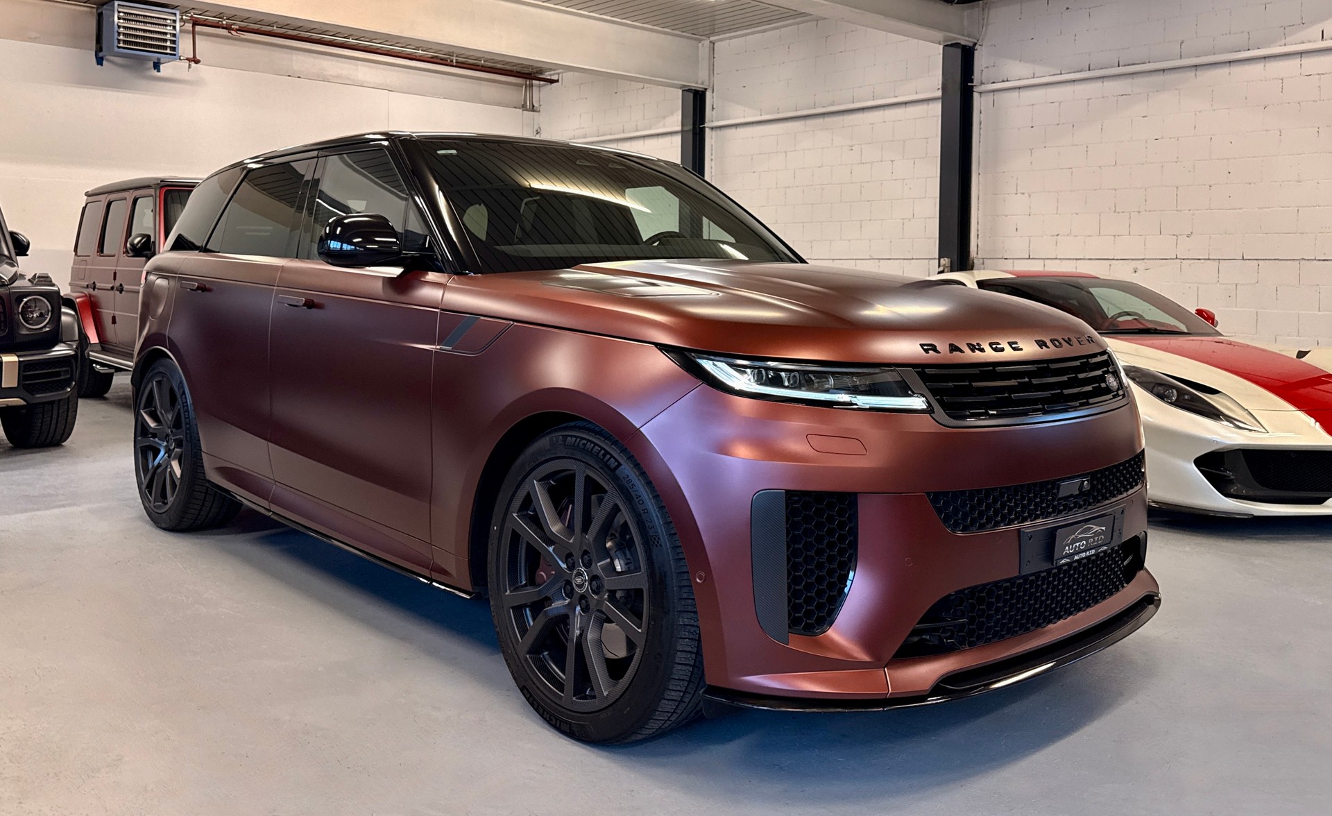 LAND ROVER Range Rover Sport P635 4.4 V8 SV Editon Two
