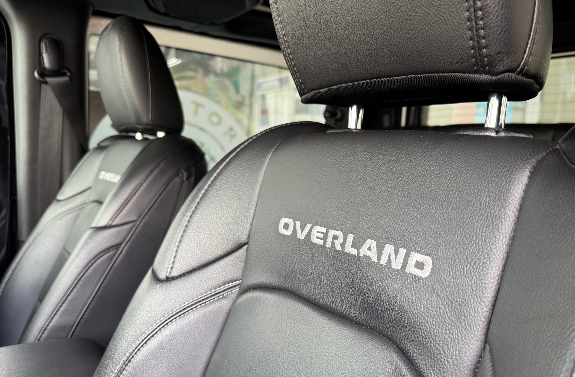 JEEP Wrangler 2.2MJ Overland Automatic-image-8