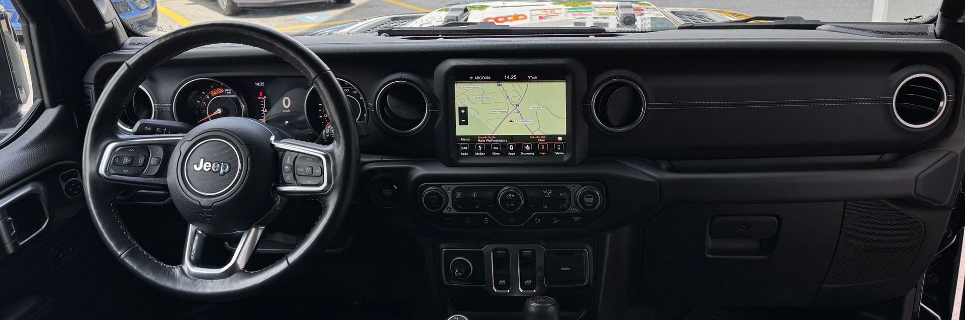 JEEP Wrangler 2.2MJ Overland Automatic-image-12