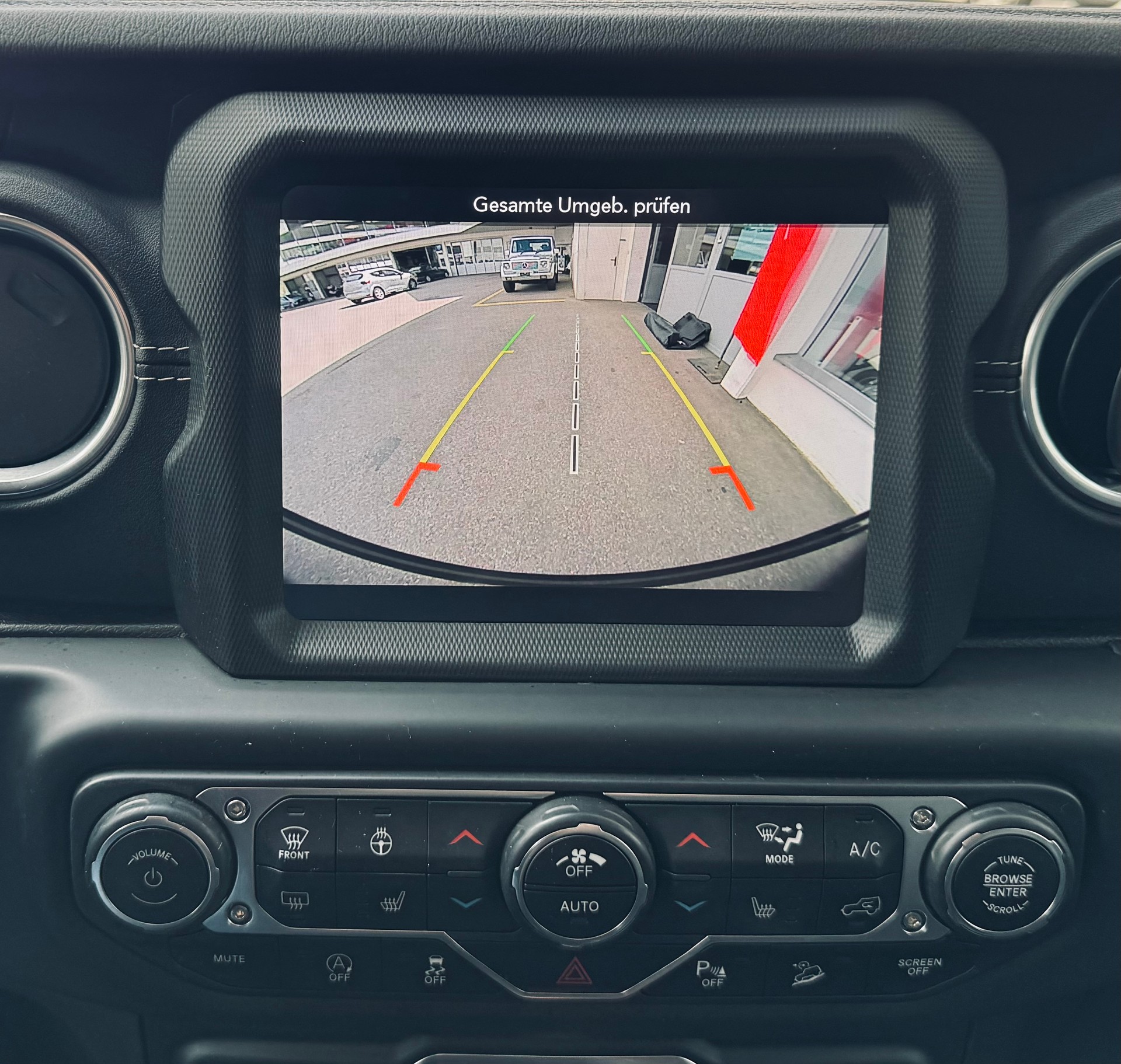 JEEP Wrangler 2.2MJ Overland Automatic-image-16