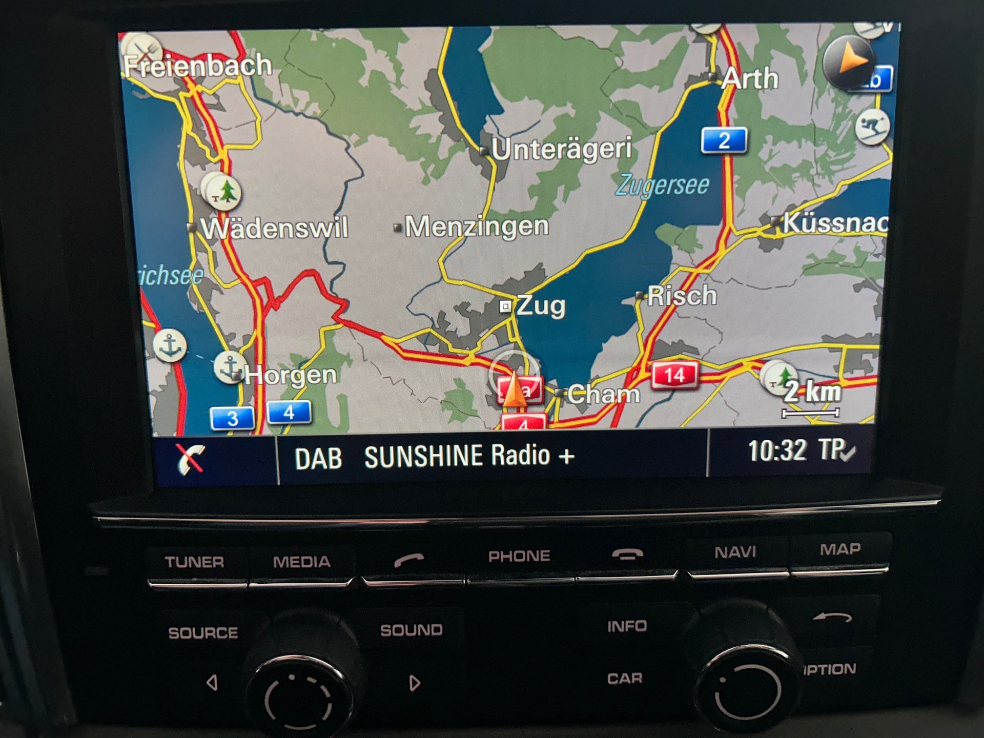 PORSCHE Macan Turbo PDK -Leder-DAB-Adaptive Sportsitze-Tempostat-Carbon Interieur-image-20