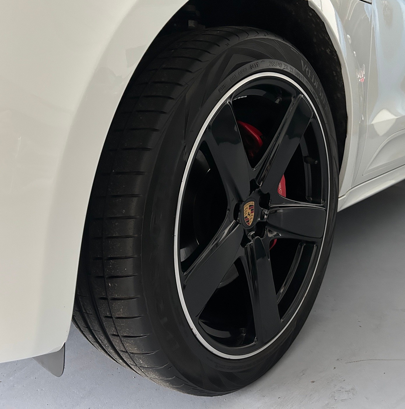 PORSCHE Macan Turbo PDK -Leder-DAB-Adaptive Sportsitze-Tempostat-Carbon Interieur-image-29
