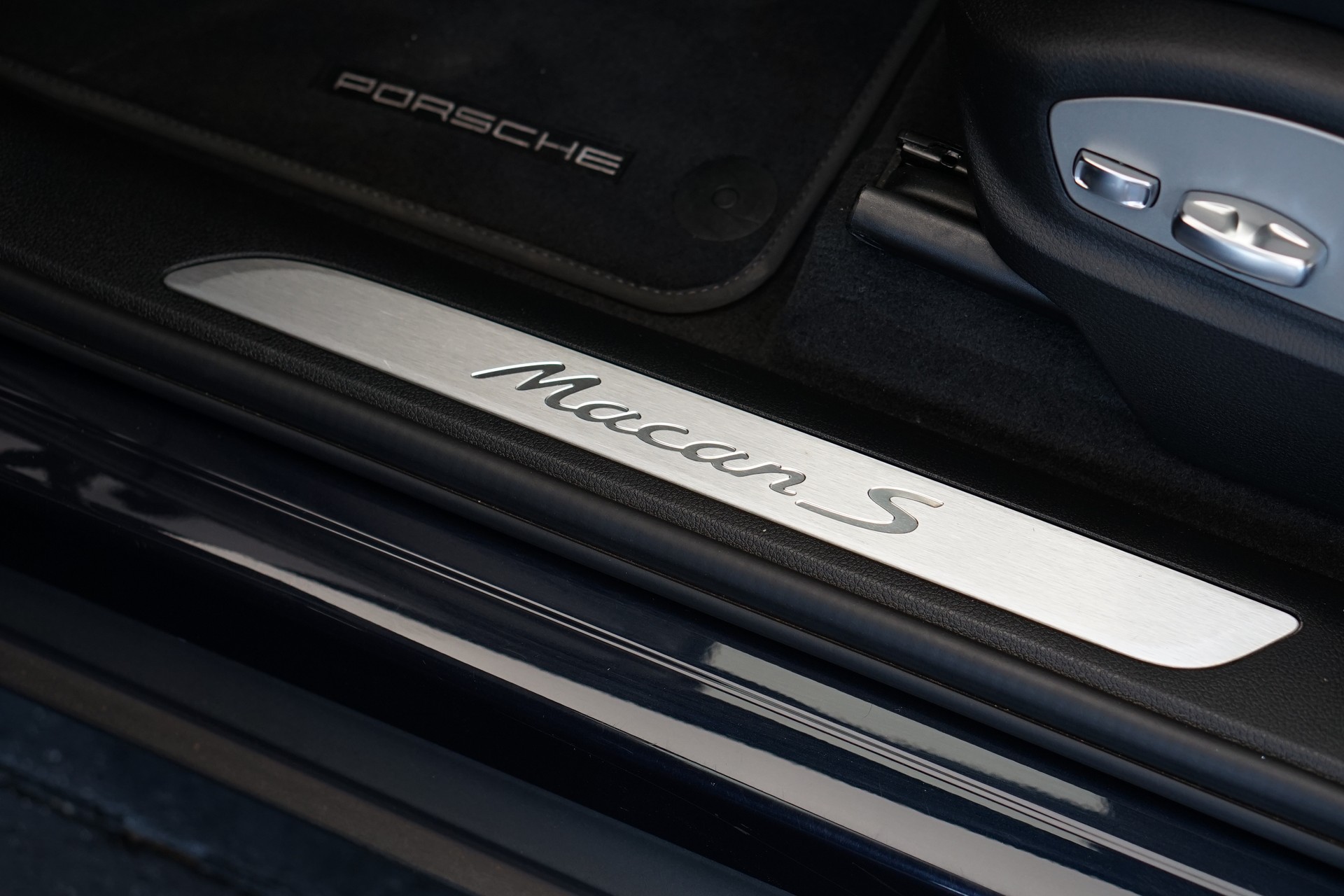 PORSCHE Macan S PDK-image-21