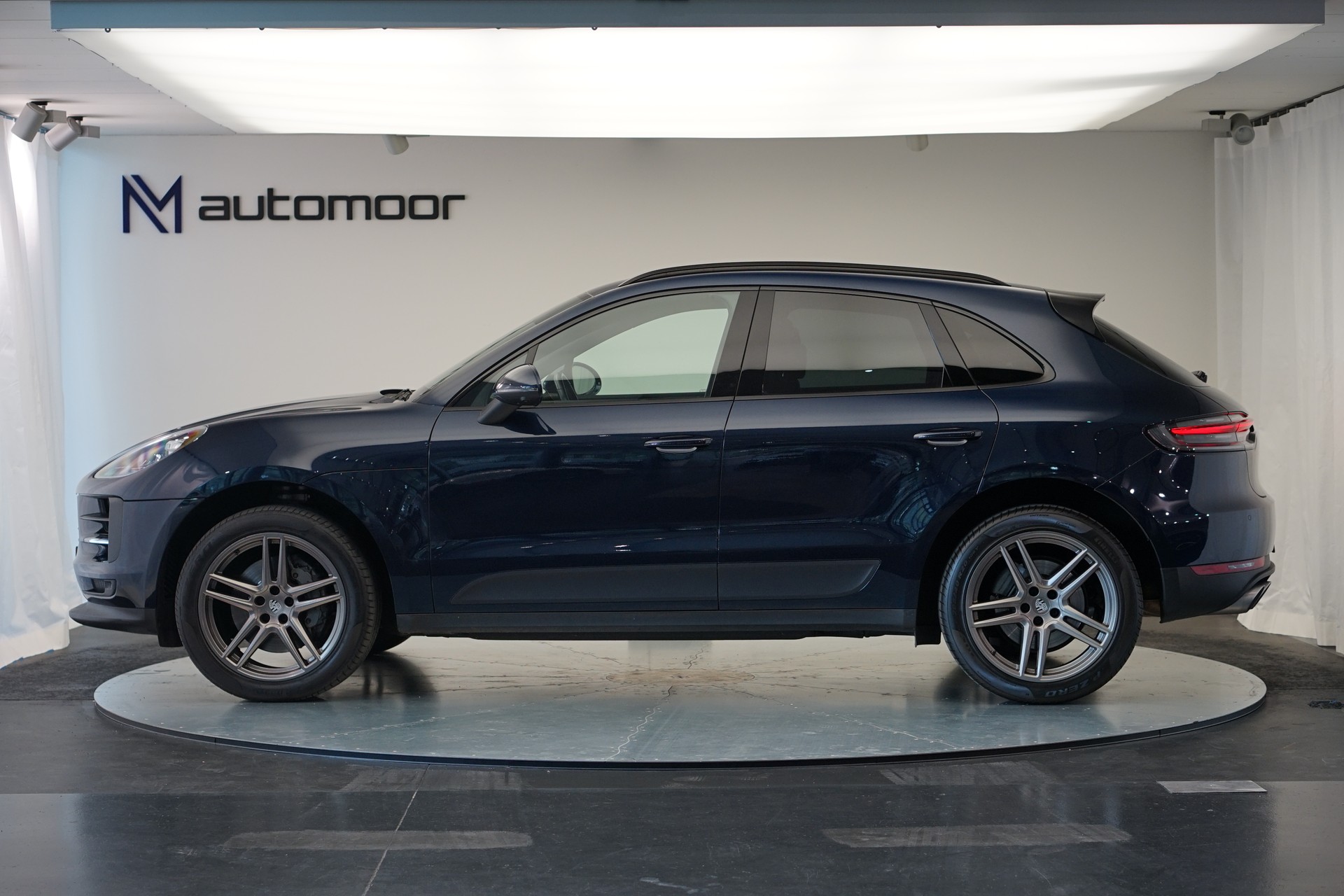PORSCHE Macan S PDK-image-7