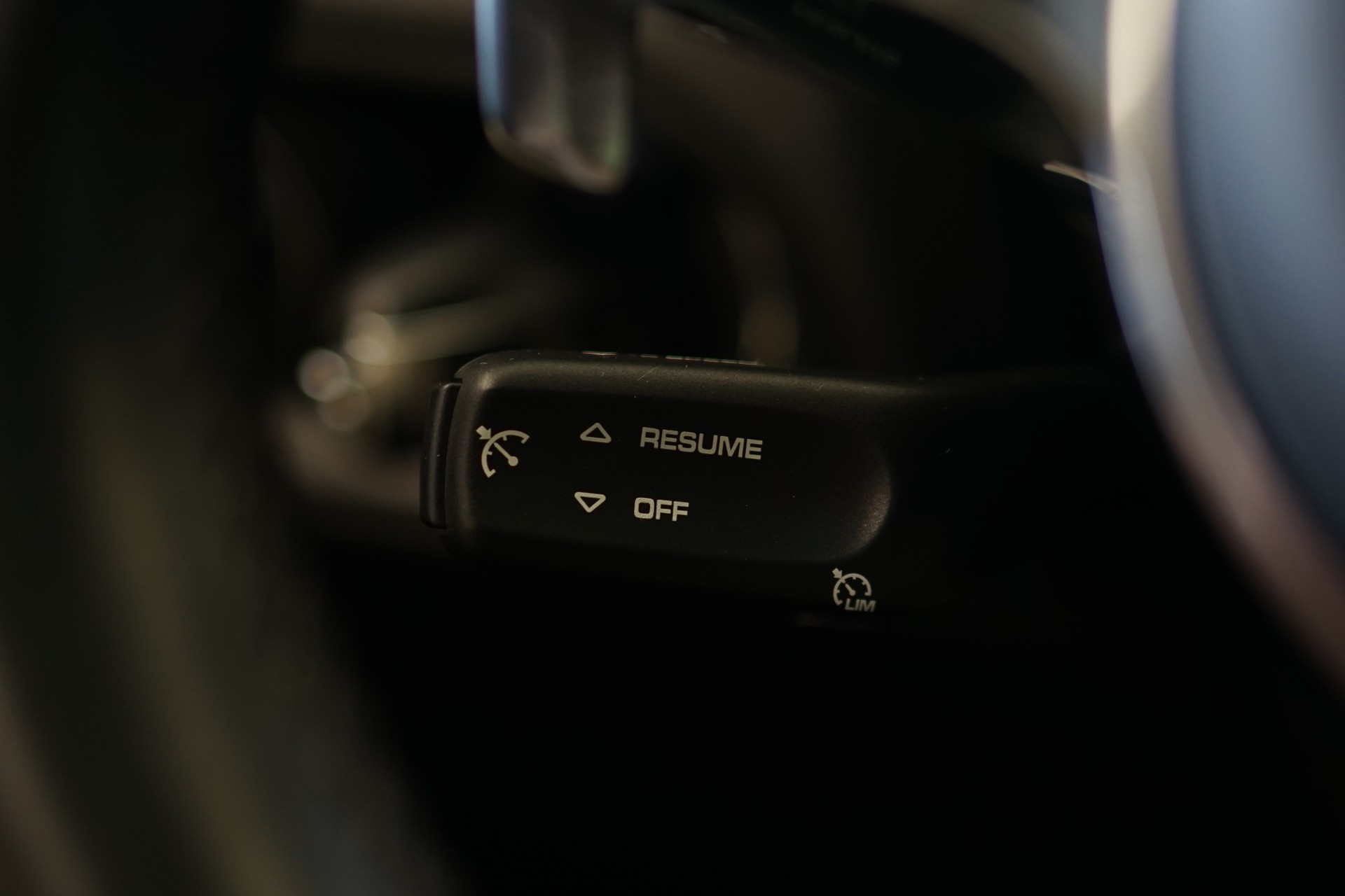 PORSCHE Macan S PDK-image-25