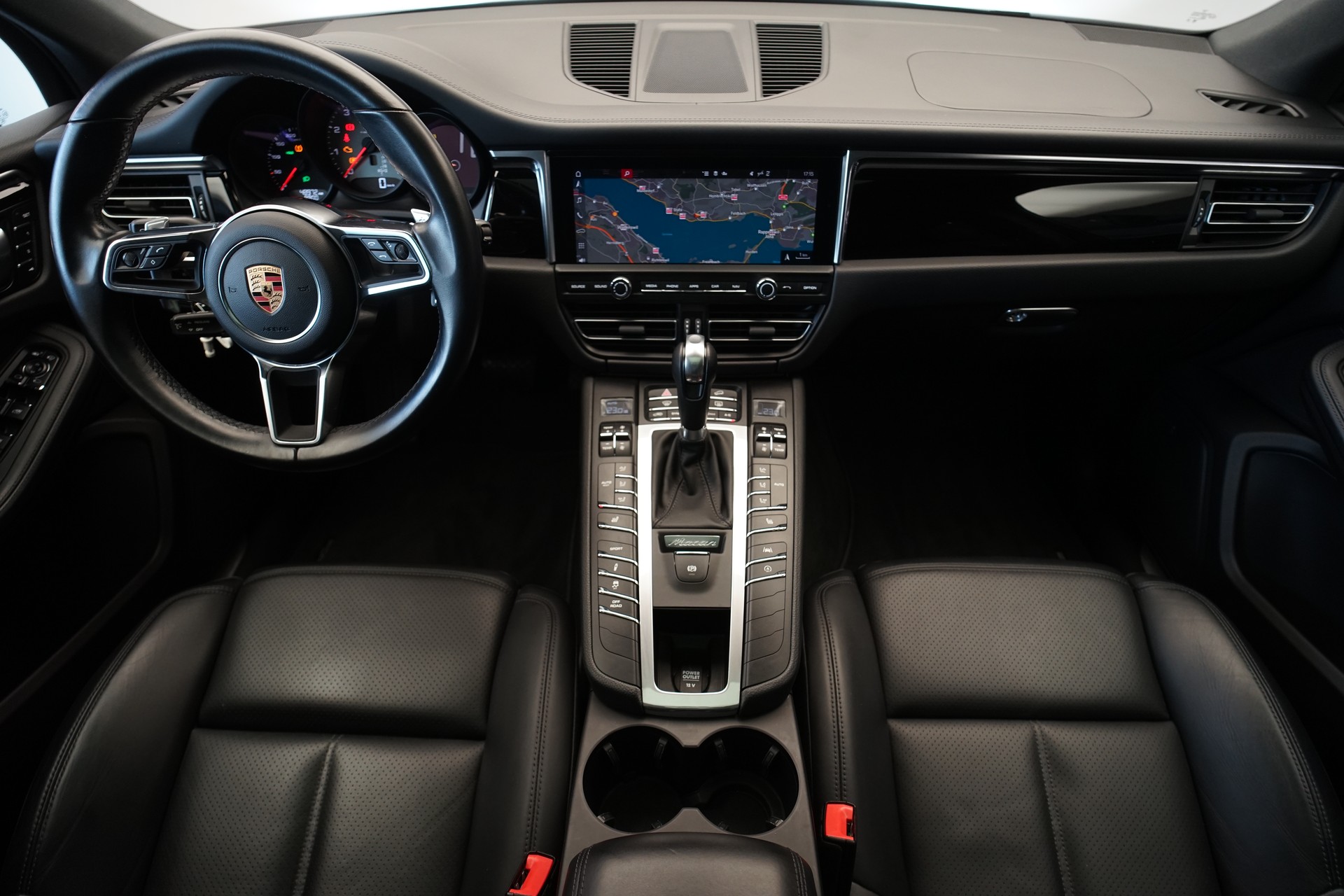 PORSCHE Macan S PDK-image-11