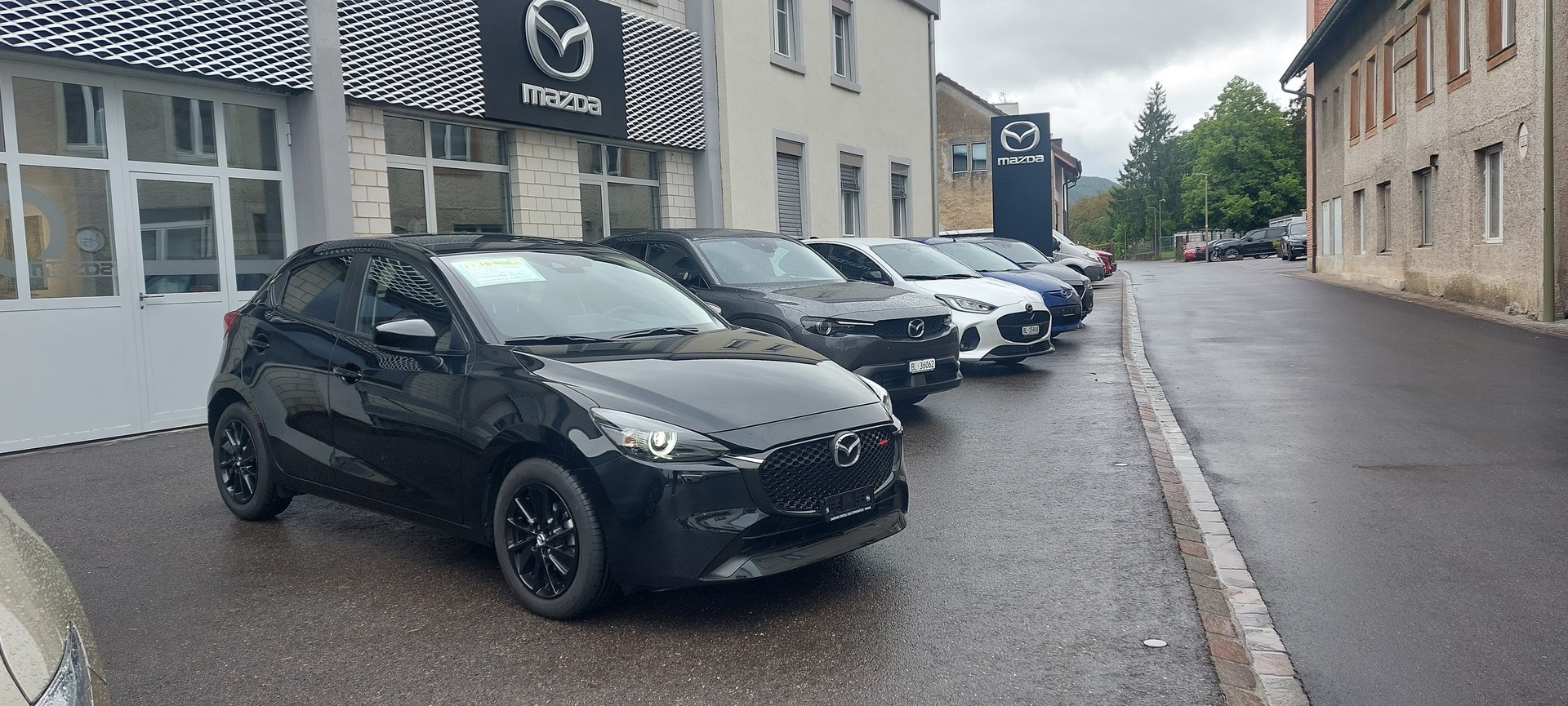 MAZDA 2 SKYACTIV-G 90 Homura Automat-image-4