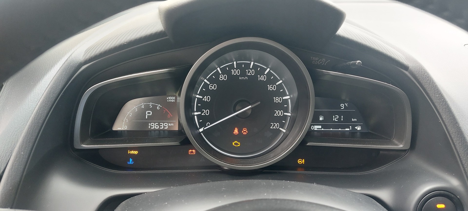 MAZDA 2 SKYACTIV-G 90 Homura Automat-image-8