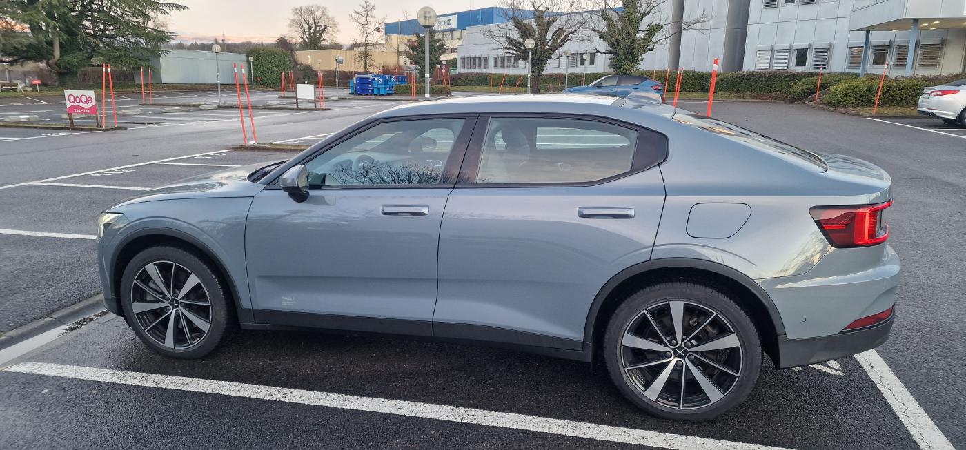 POLESTAR Polestar 2 Standard Range Single 69kWh MY23-showroom-element-1