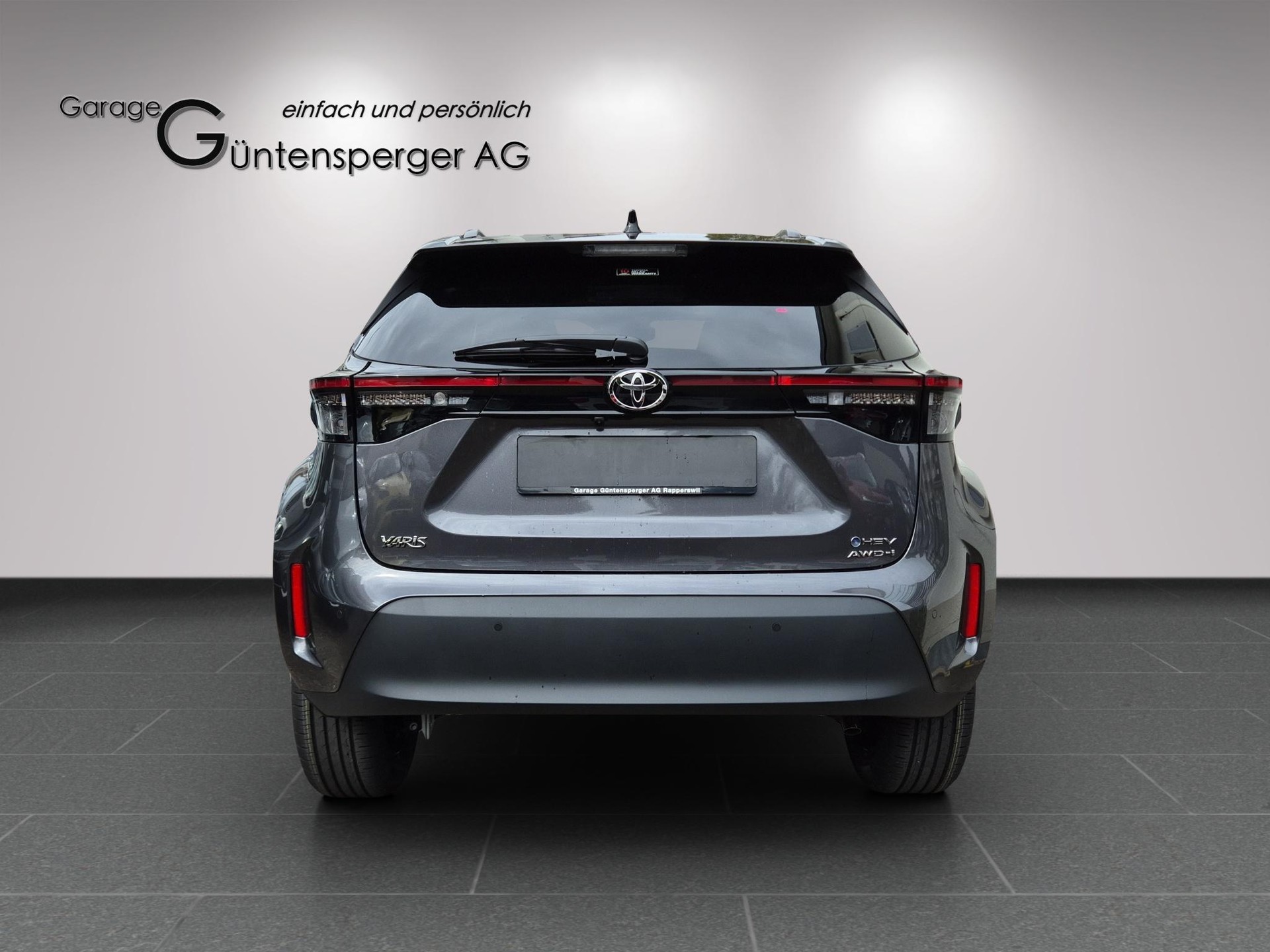 TOYOTA Yaris Cross 1.5 VVT-i HSD Trend AWD-i-showroom-element-3