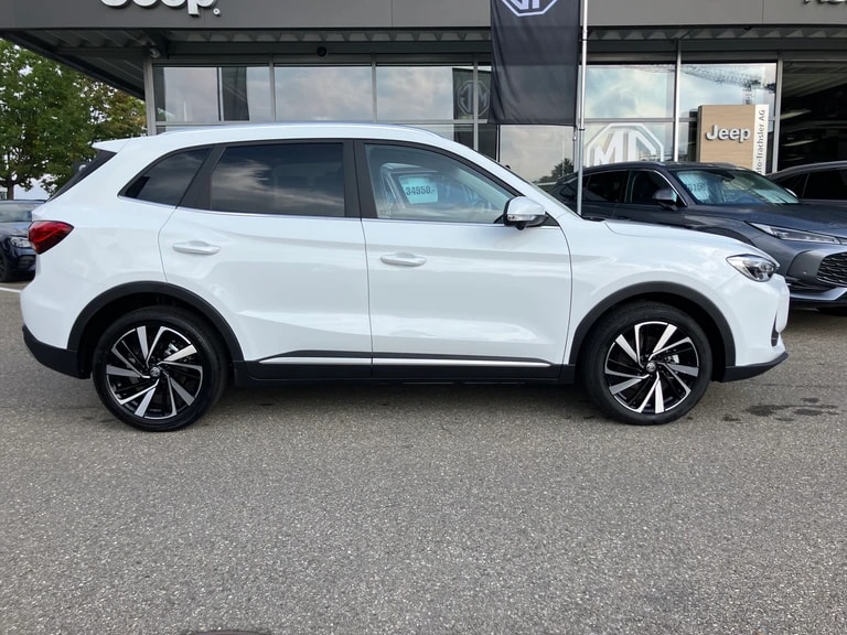 MG ZS 1.5 Hybrid+ Luxury-image-1