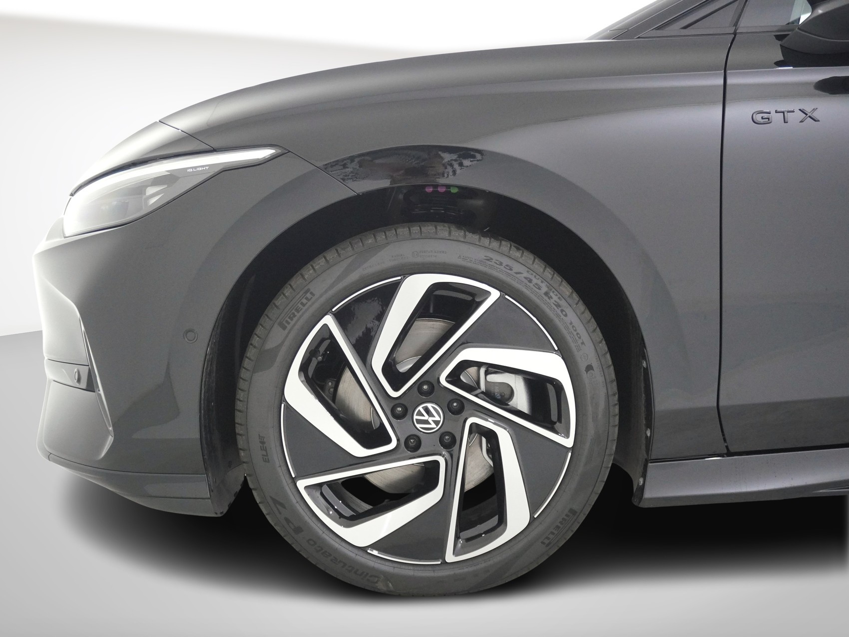 VW ID.7 Tourer 86 kWh GTX 4MOTION-image-9