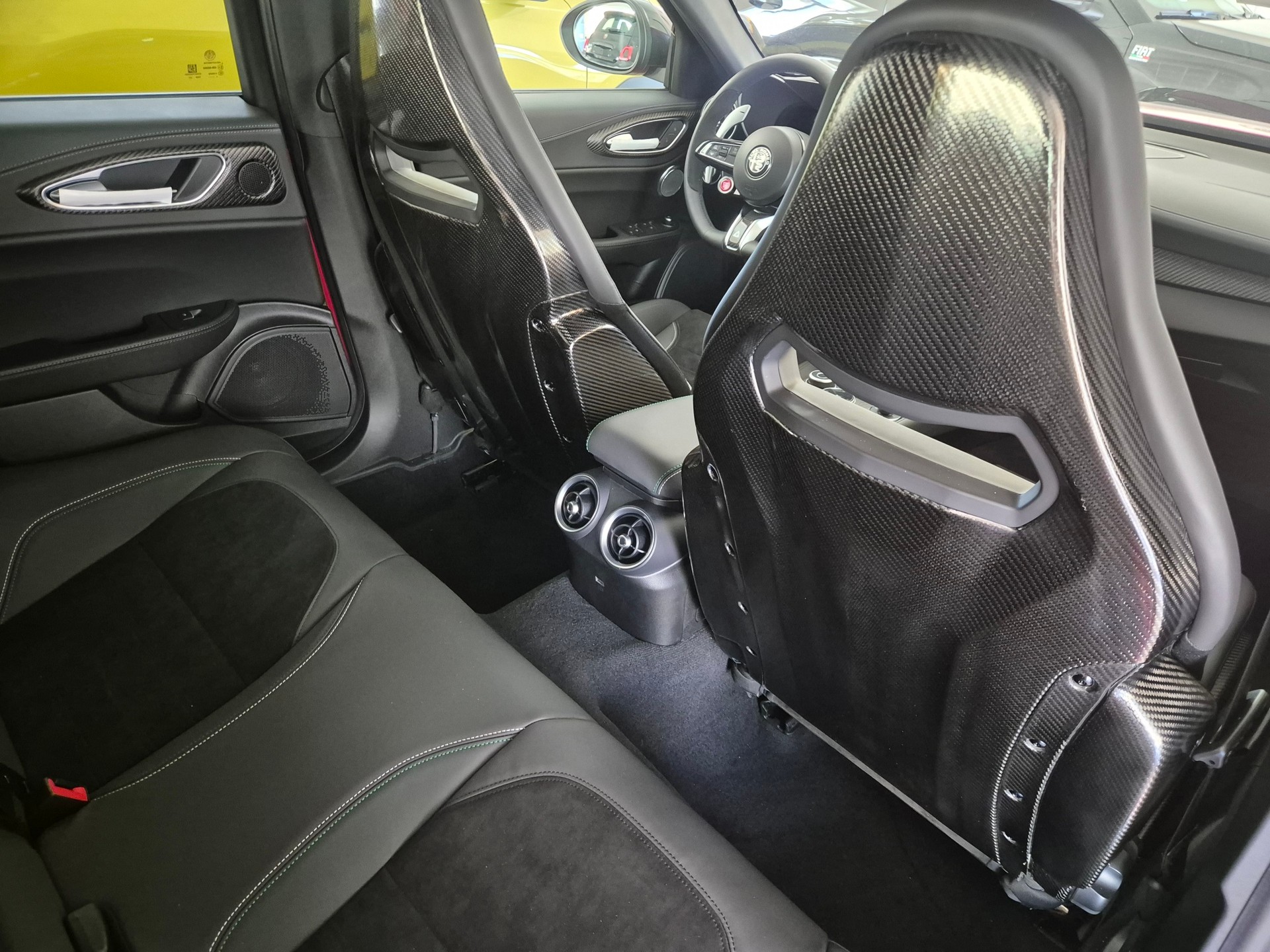 ALFA ROMEO Giulia 2.9 V6 Quadrifoglio Competizione-image-9