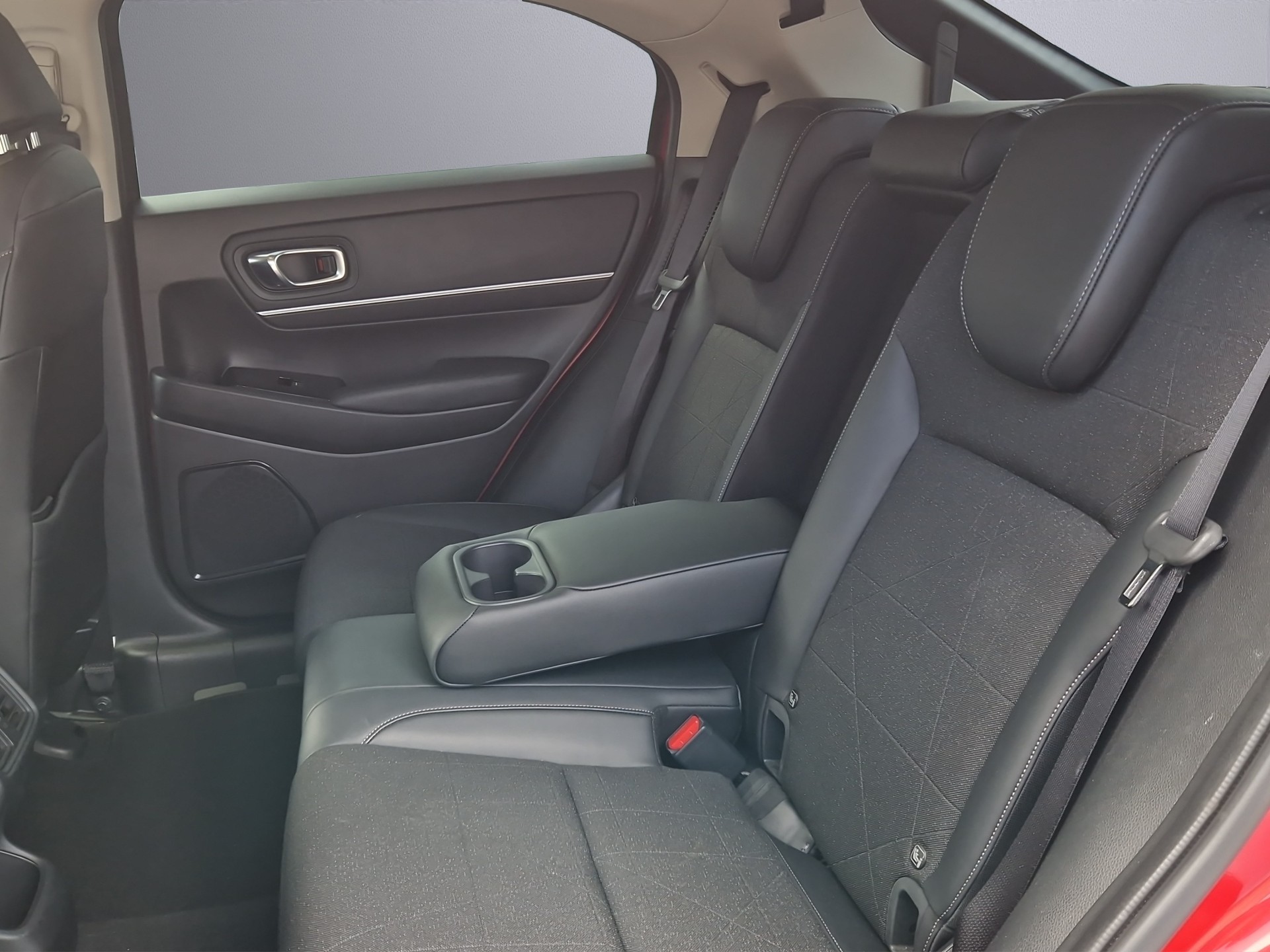 HONDA HR-V 1.5 i-MMD Advance-image-10