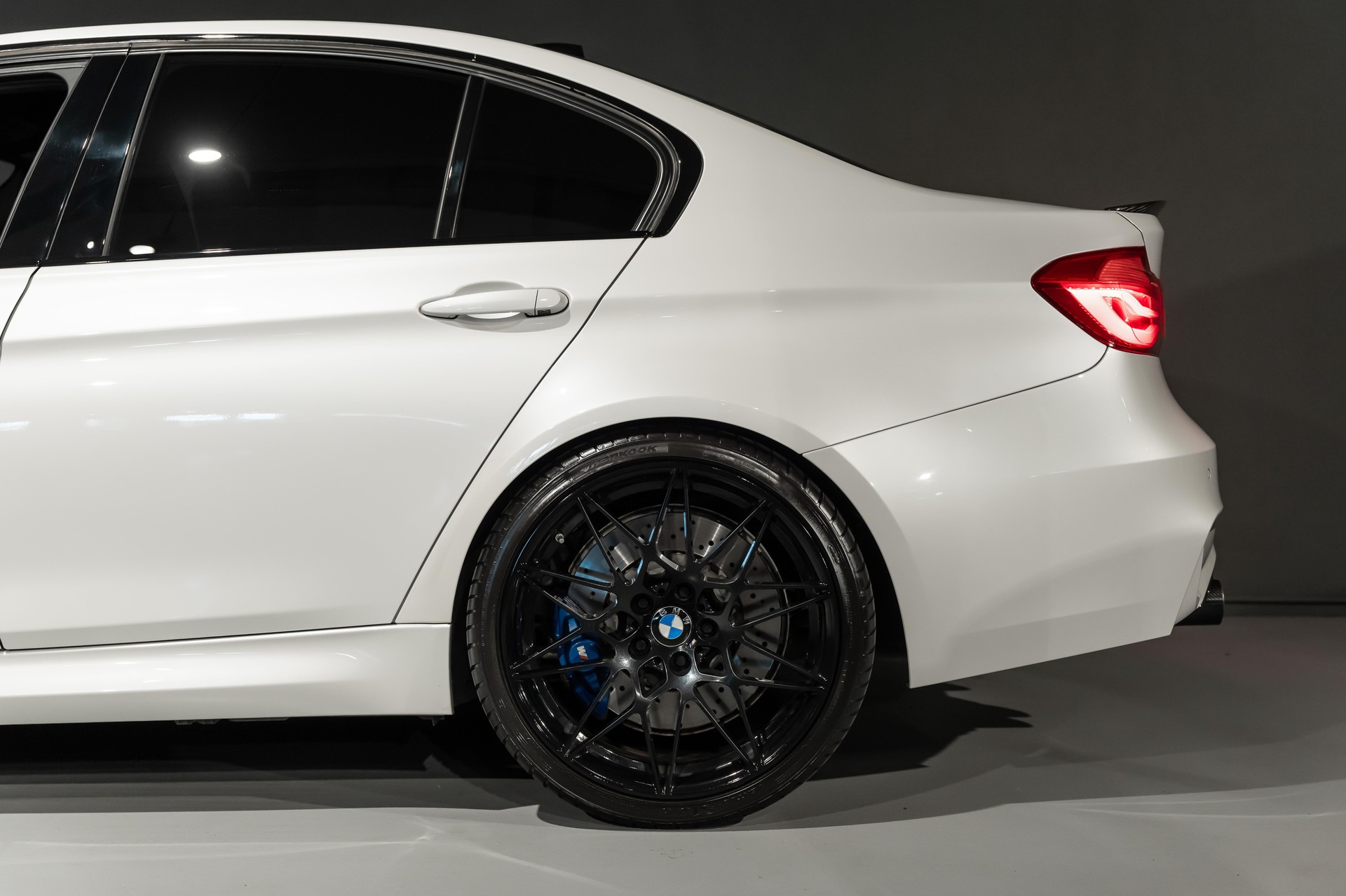 BMW M3 Competition-image-6