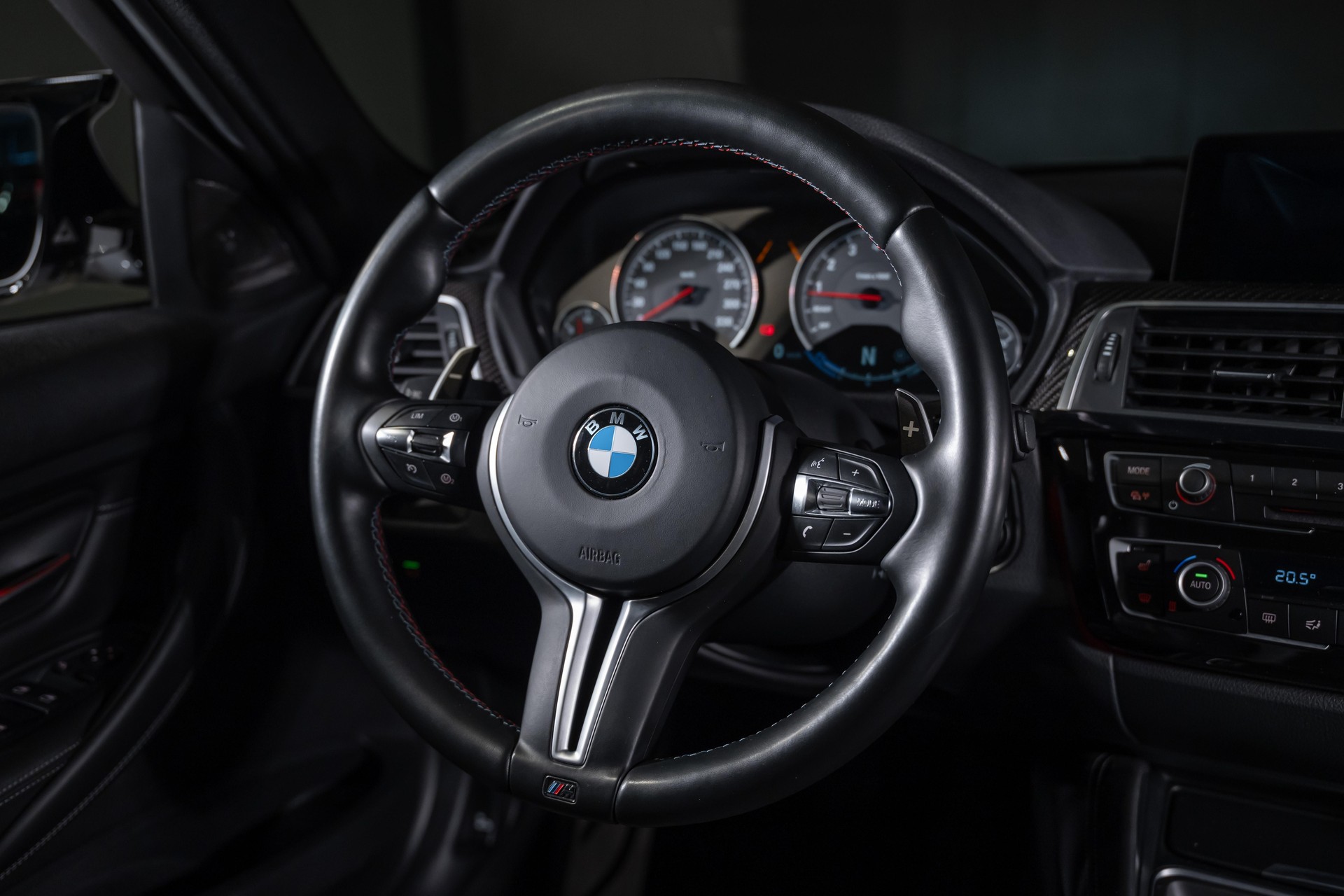 BMW M3 Competition-image-17