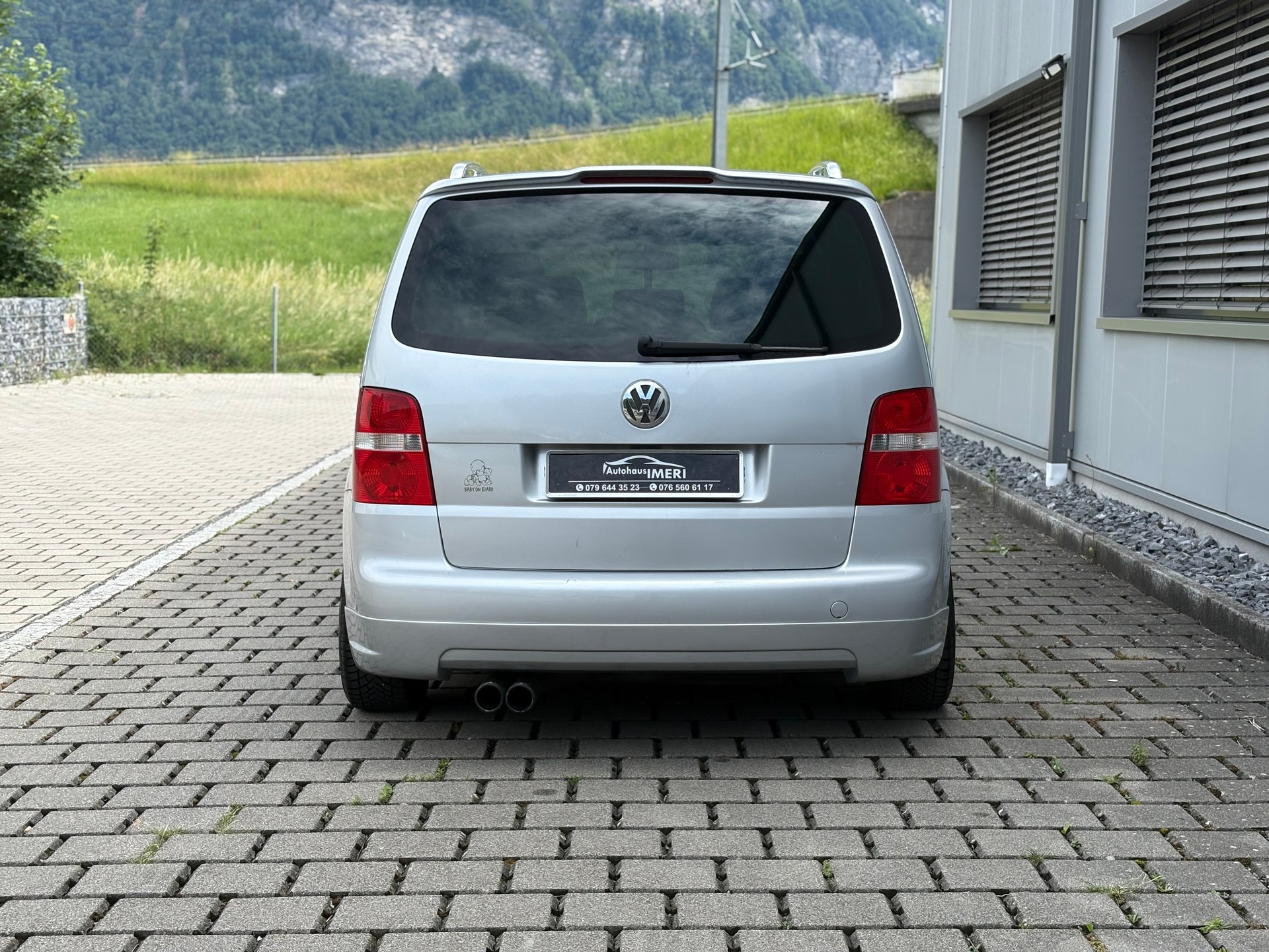 VW Touran 2.0 TDI Trendline-image-7