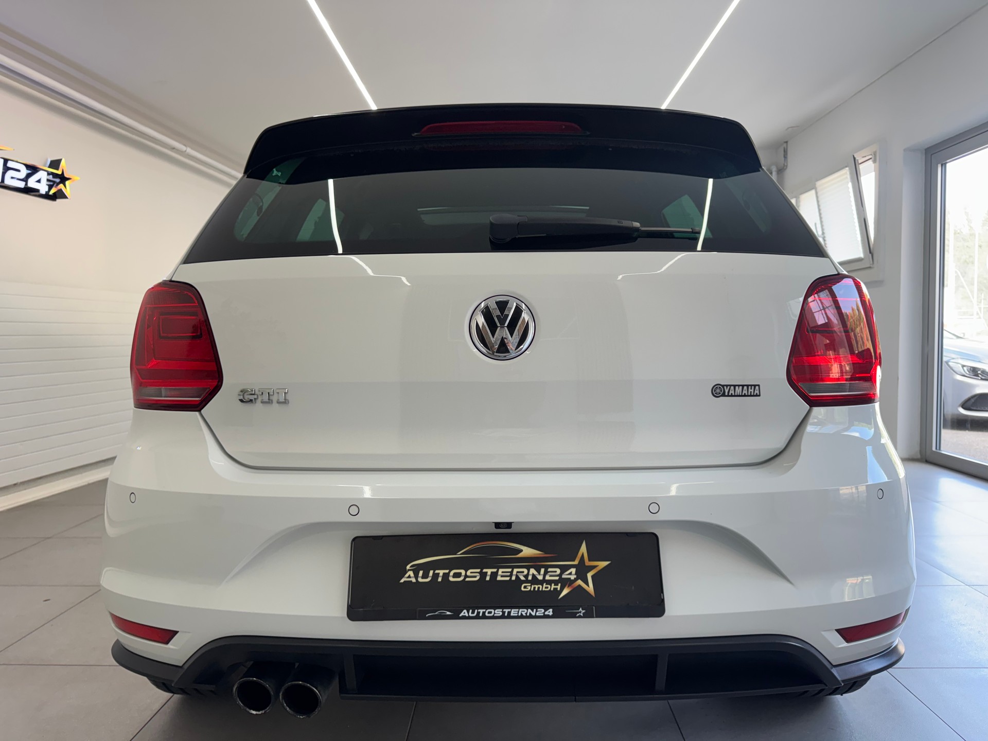 VW Polo 1.8 TSI GTI DSG*CH-Fahrzeug*Panoramadach*-showroom-element-3