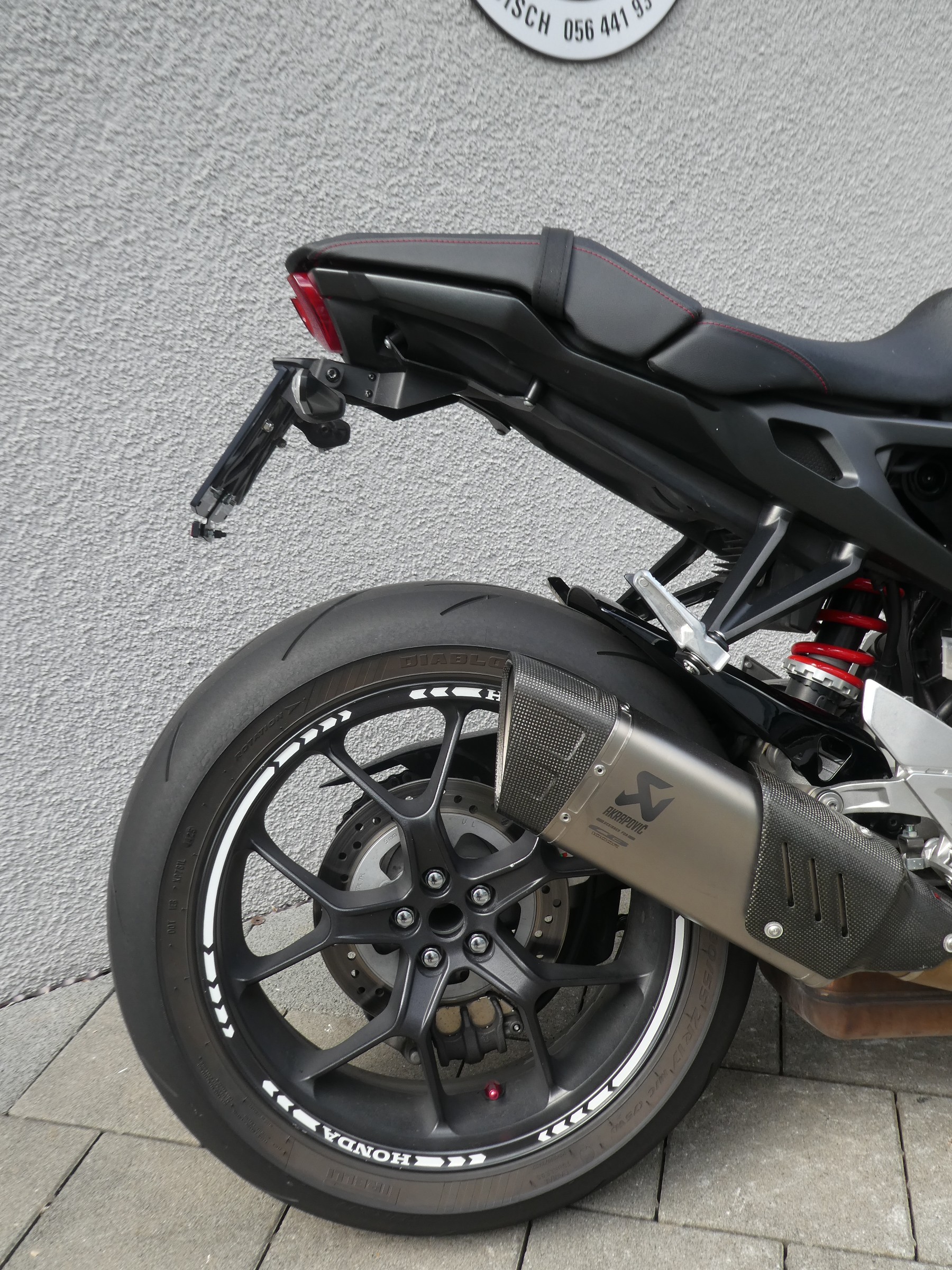 HONDA CB 1000 R ABS-image-5