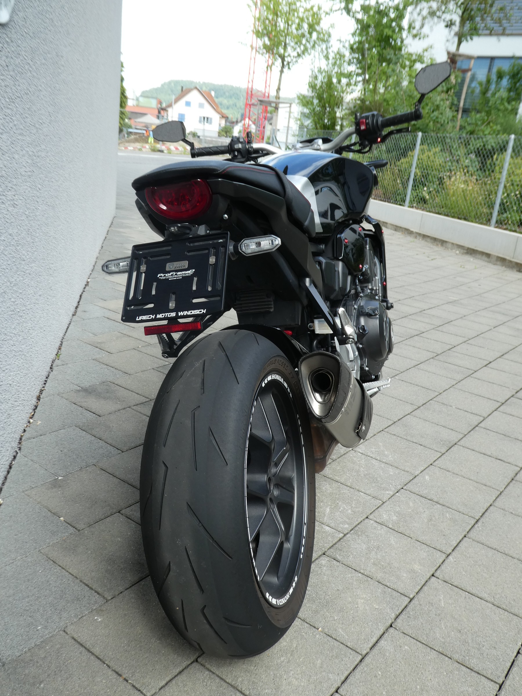 HONDA CB 1000 R ABS-image-6