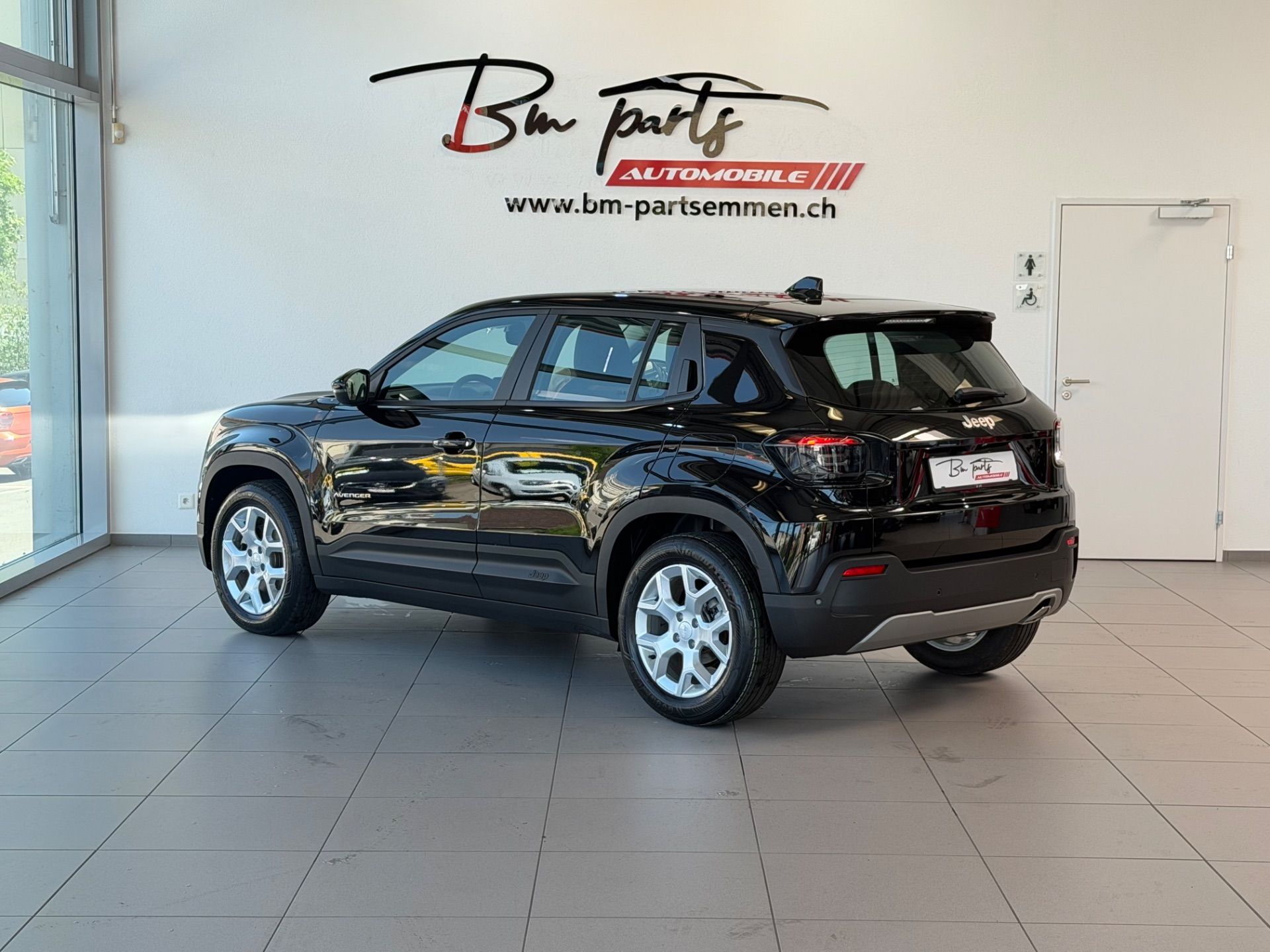 JEEP Avenger 1.2 Turbo MHEV Altitude-showroom-element-3