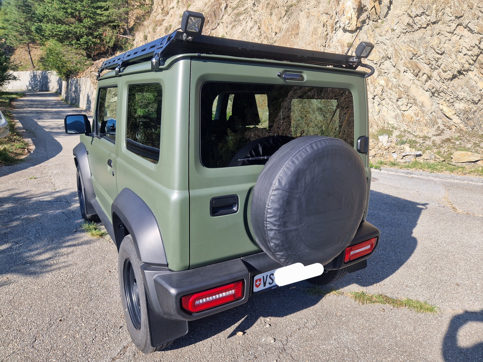 SUZUKI 1.5 Compact Top 4x4 Handschaltung-image-5