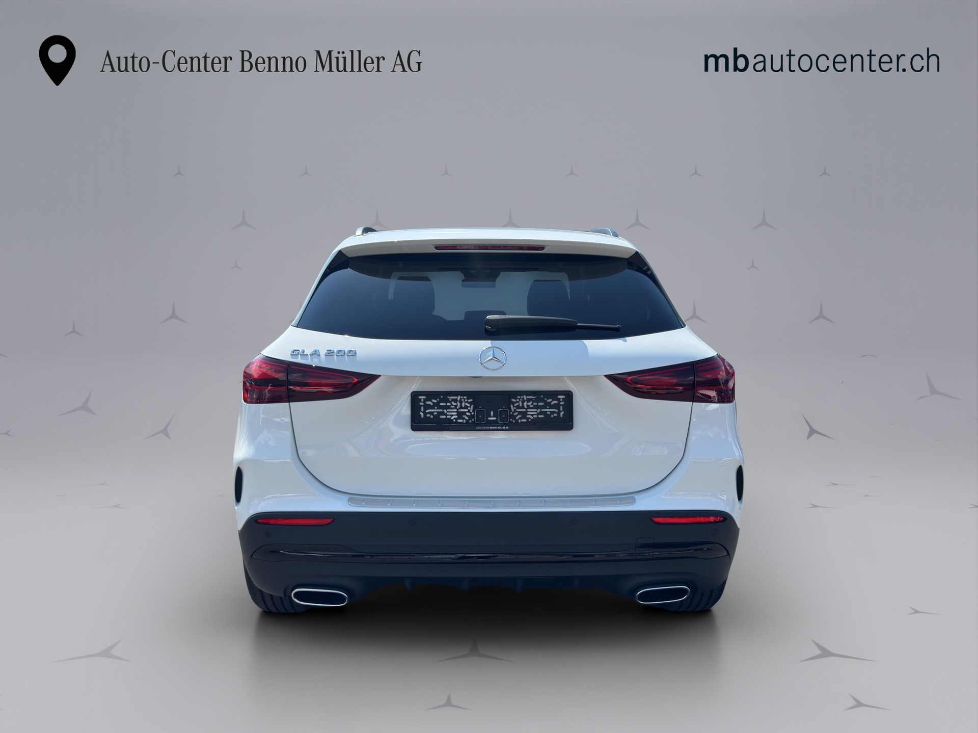 MERCEDES-BENZ GLA 200 Night Star AMG Line-showroom-element-3