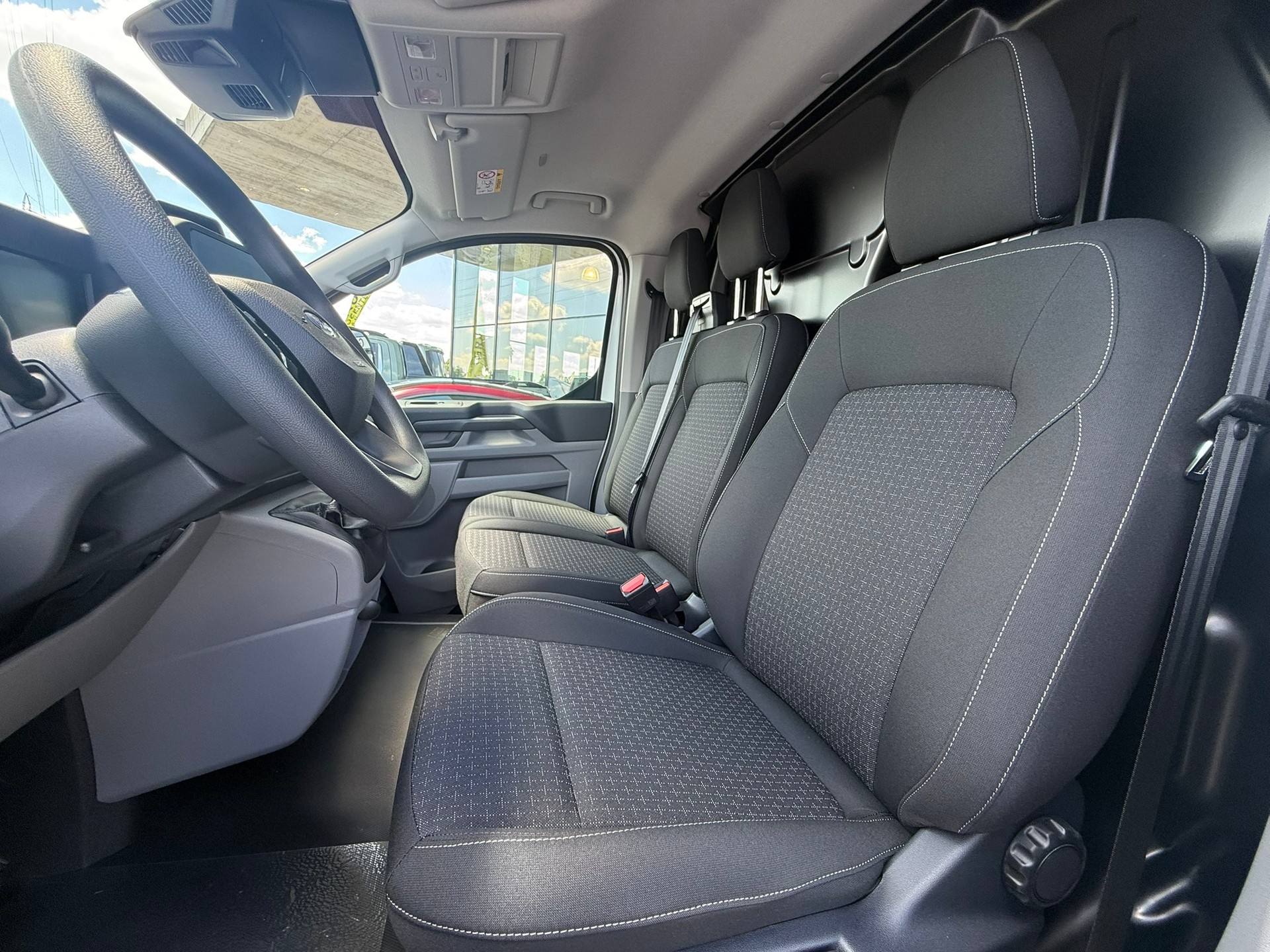 FORD Transit Custom Van 280 L1H1 Trend-image-8