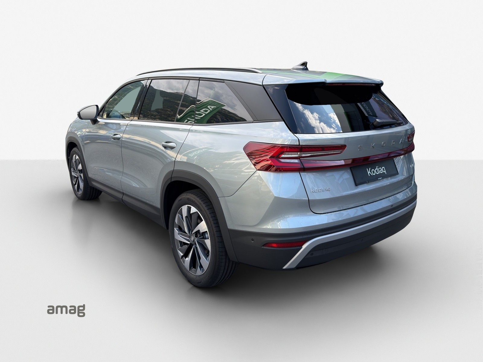 SKODA Kodiaq 2.0 TSI Dynamic 4x4-showroom-element-2