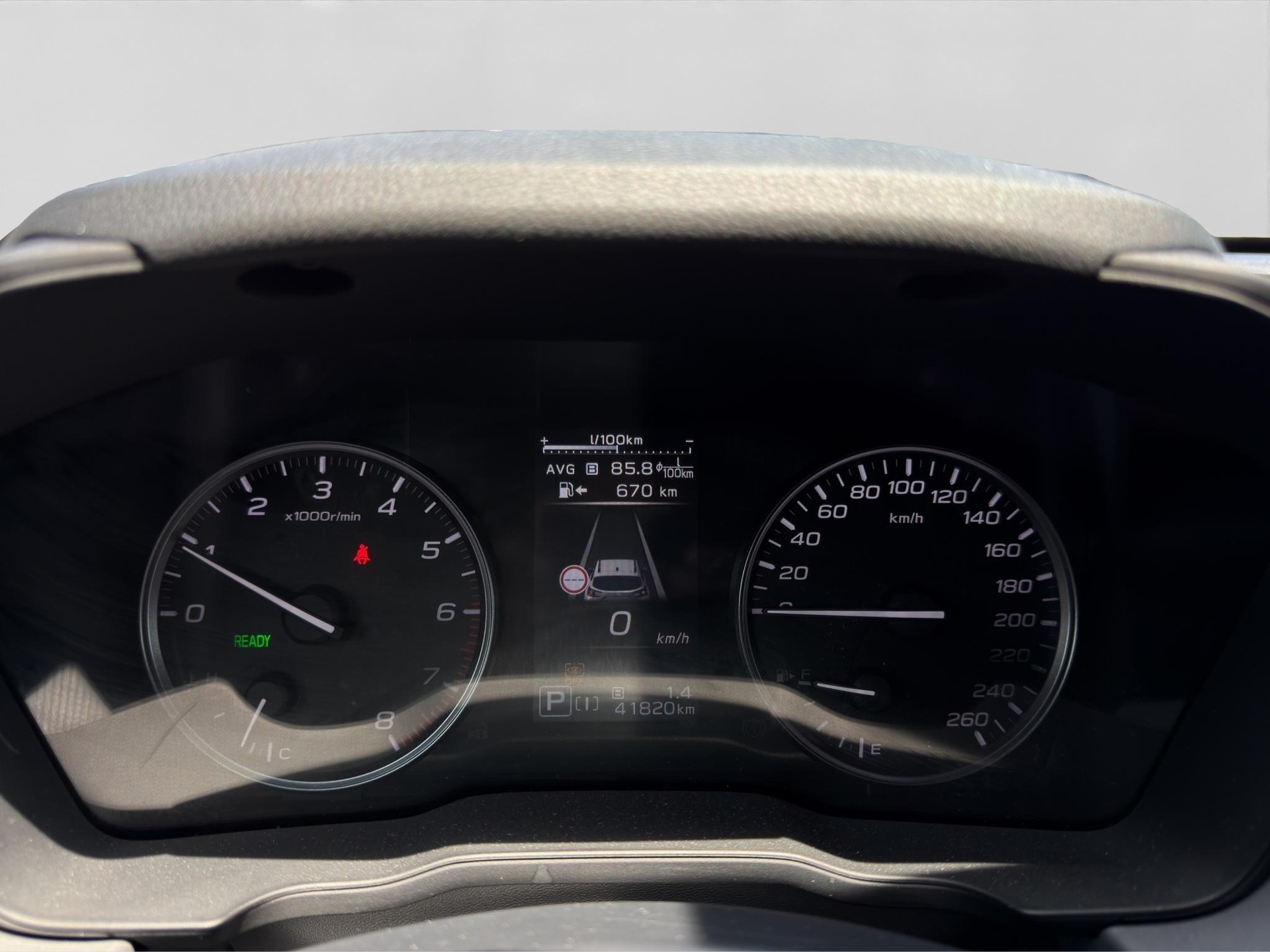 SUBARU Crosstrek 2.0i e-Boxer Luxury-showroom-element-3