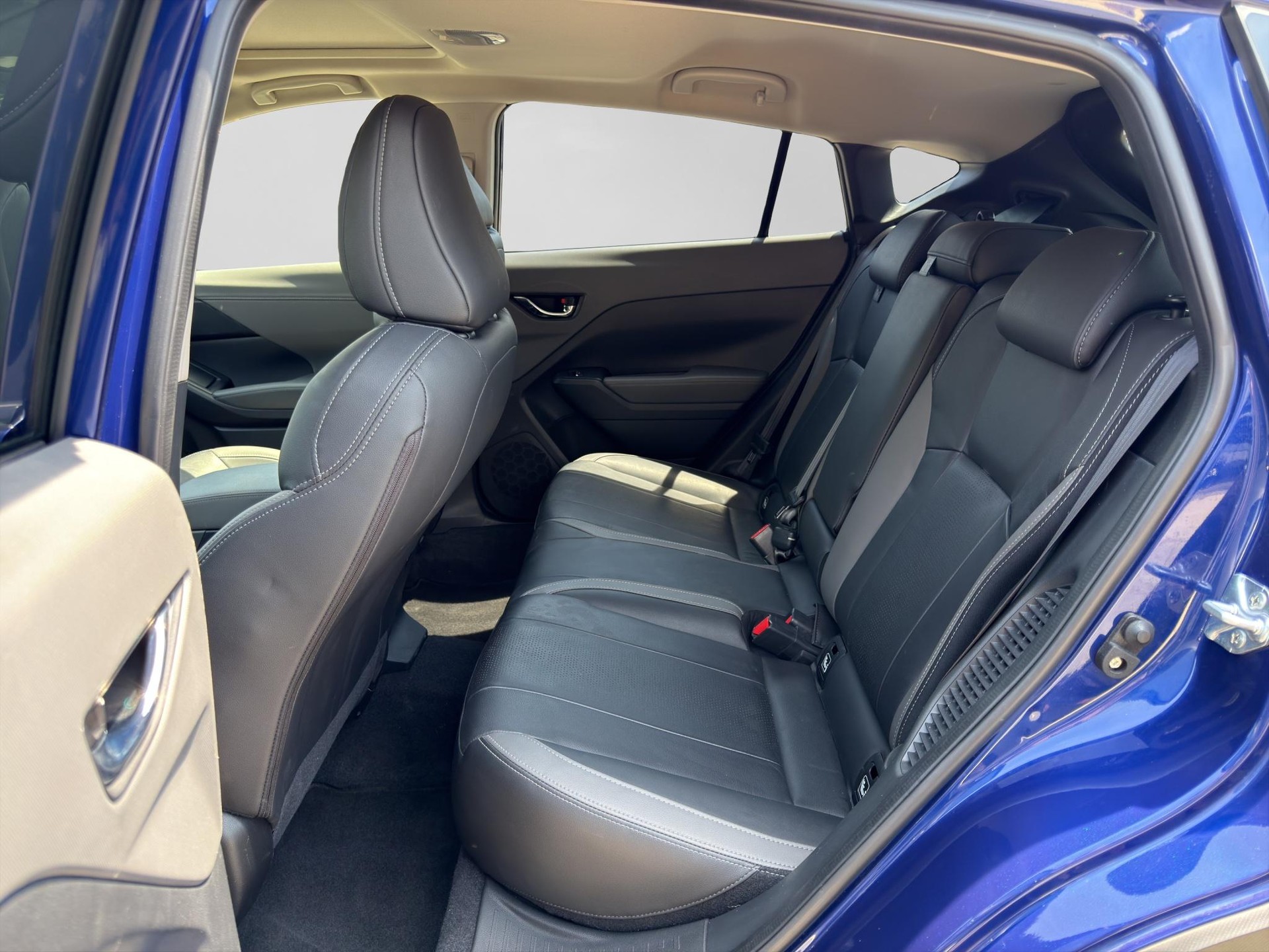 SUBARU Crosstrek 2.0i e-Boxer Luxury-image-6