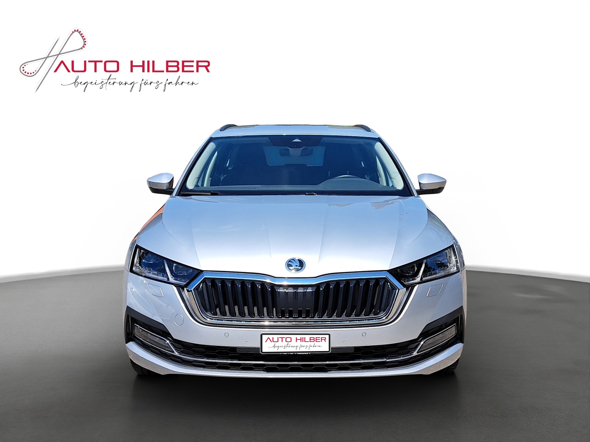 SKODA Octavia Combi 2.0 TDI DSG Style 4x4-showroom-element-1