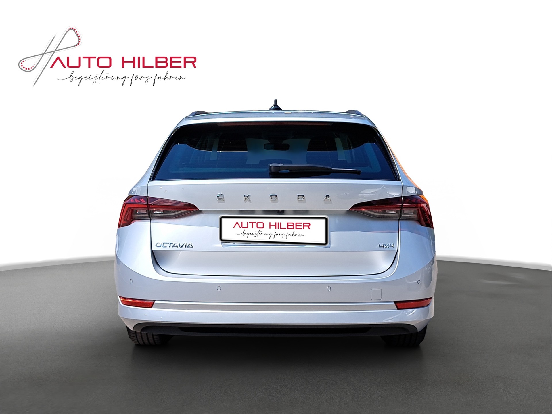 SKODA Octavia Combi 2.0 TDI DSG Style 4x4-image-5