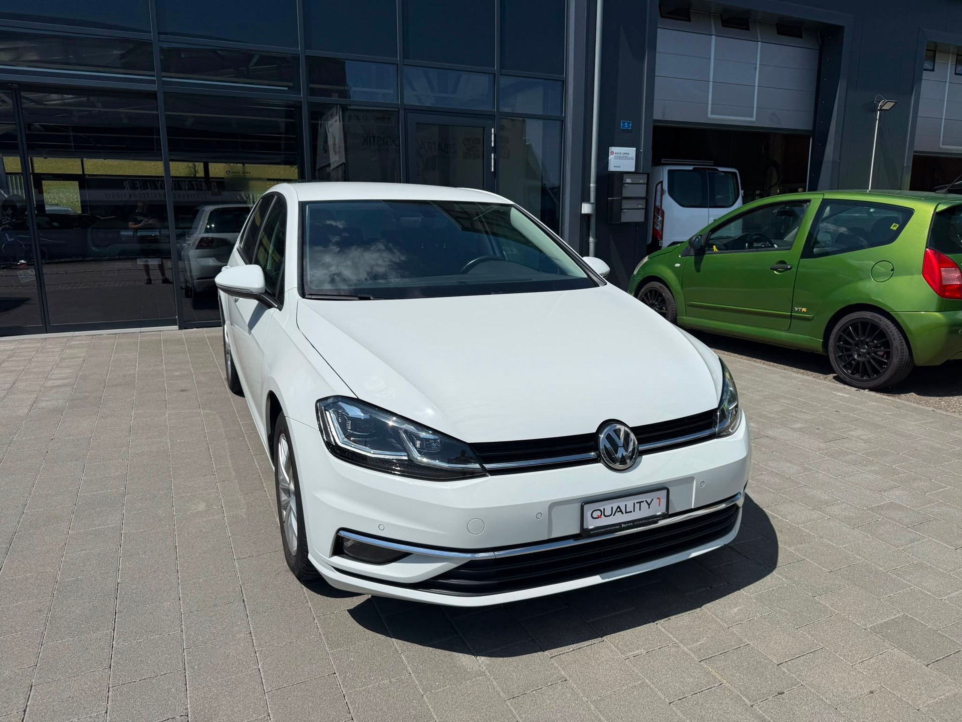 VW Golf 1.0 TSI Comfortline-showroom-element-3